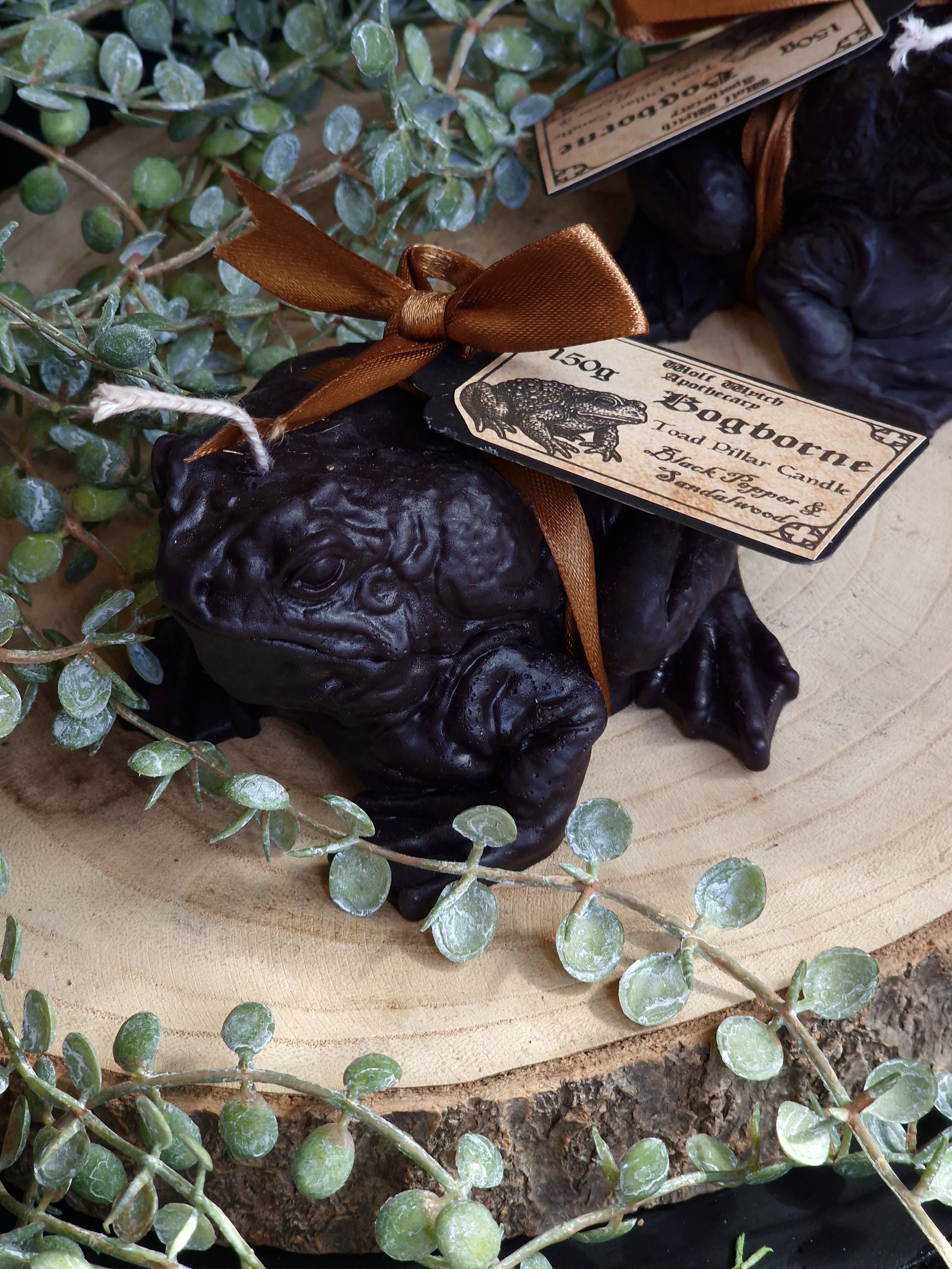 Bogborne Toad Pillar Candle