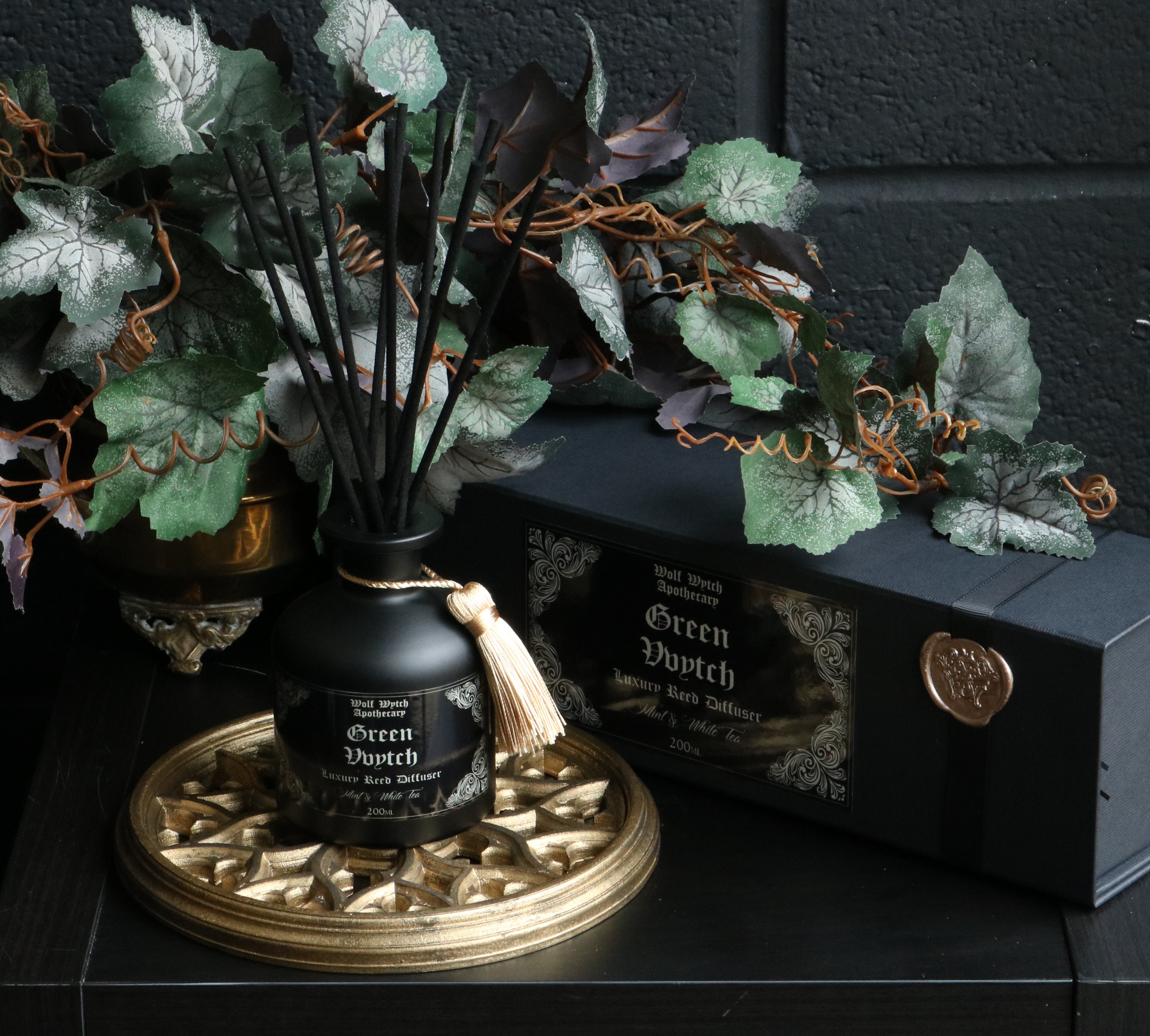 Green Vvytch Apothecary Bottle Reed Diffuser