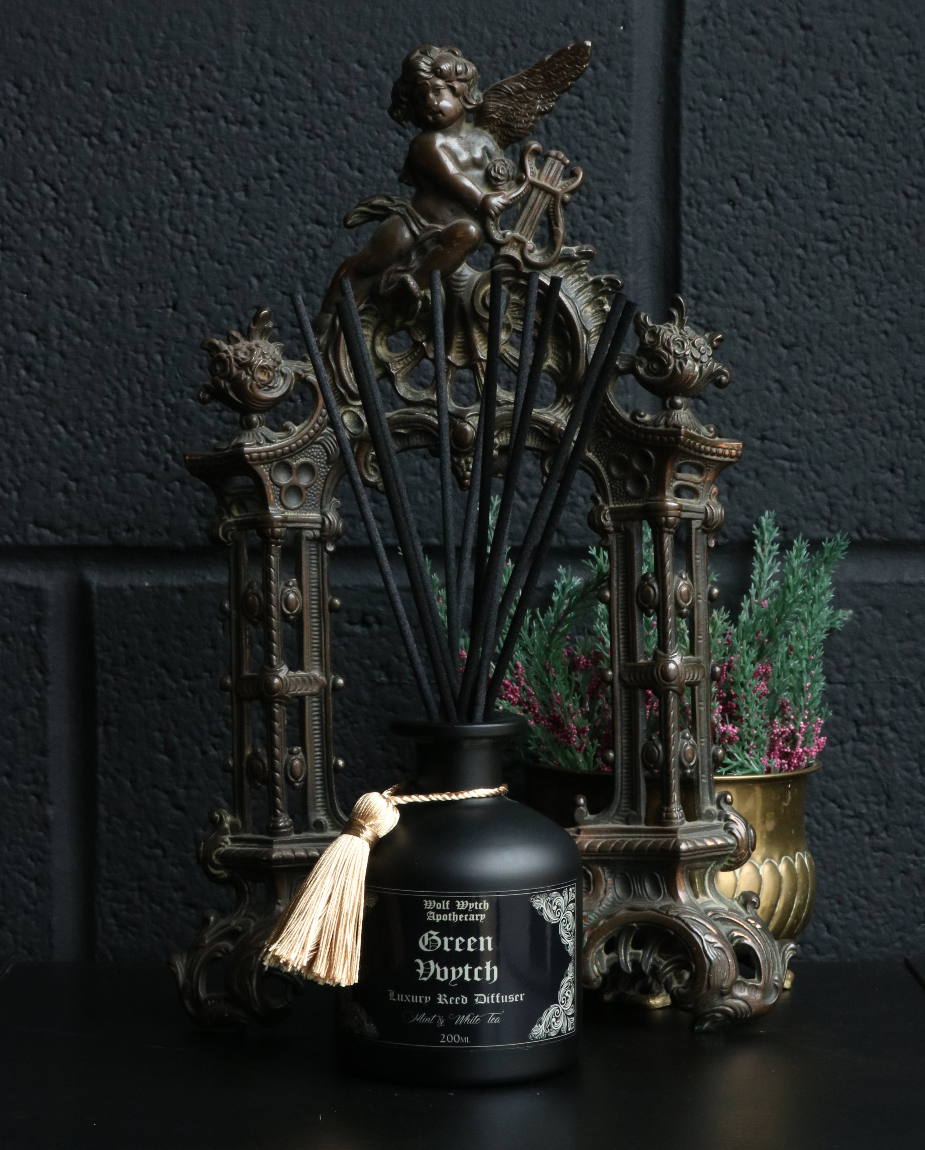 Green Vvytch Apothecary Bottle Reed Diffuser