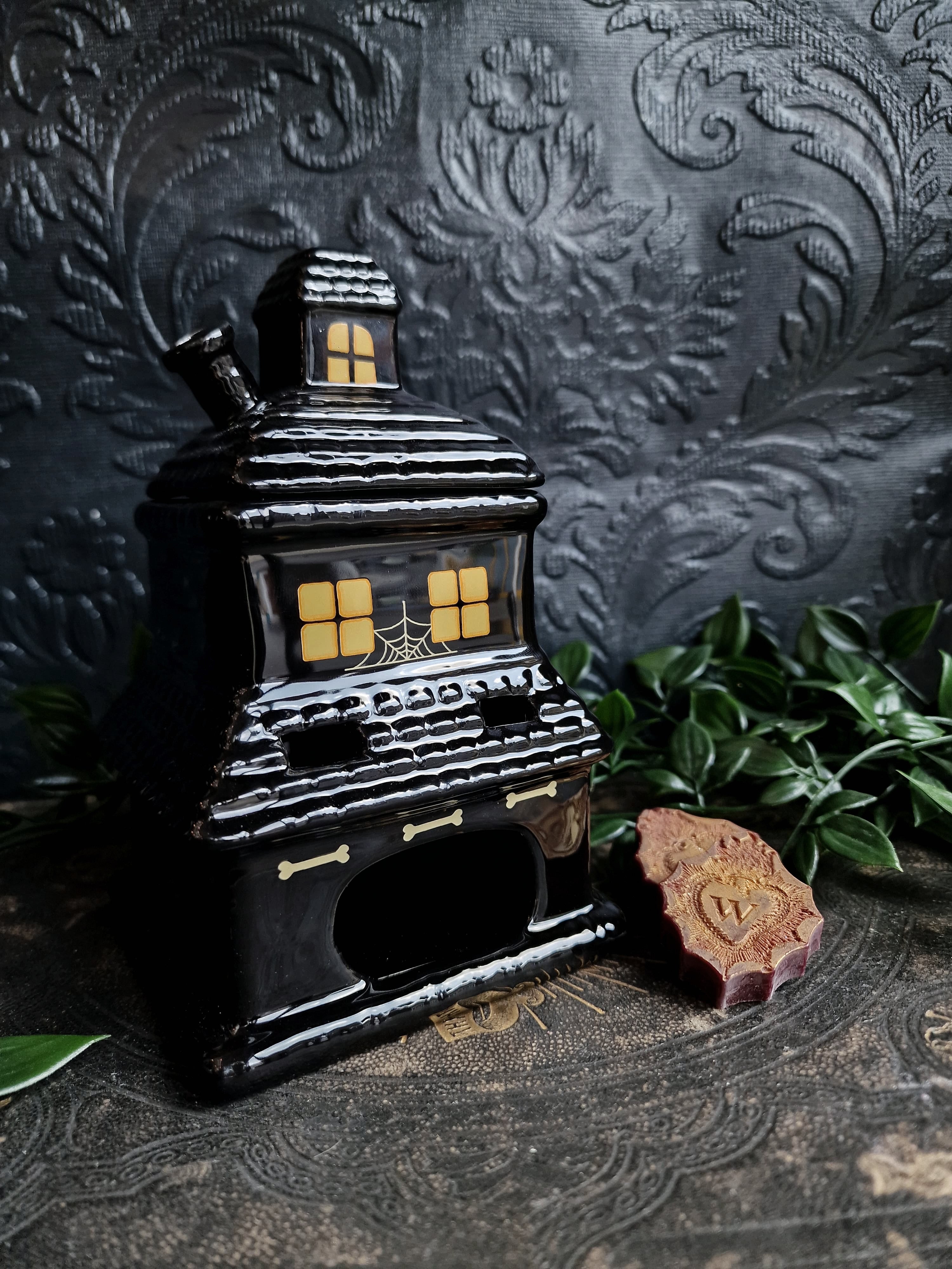 Black Haunted House Wax Burner 2