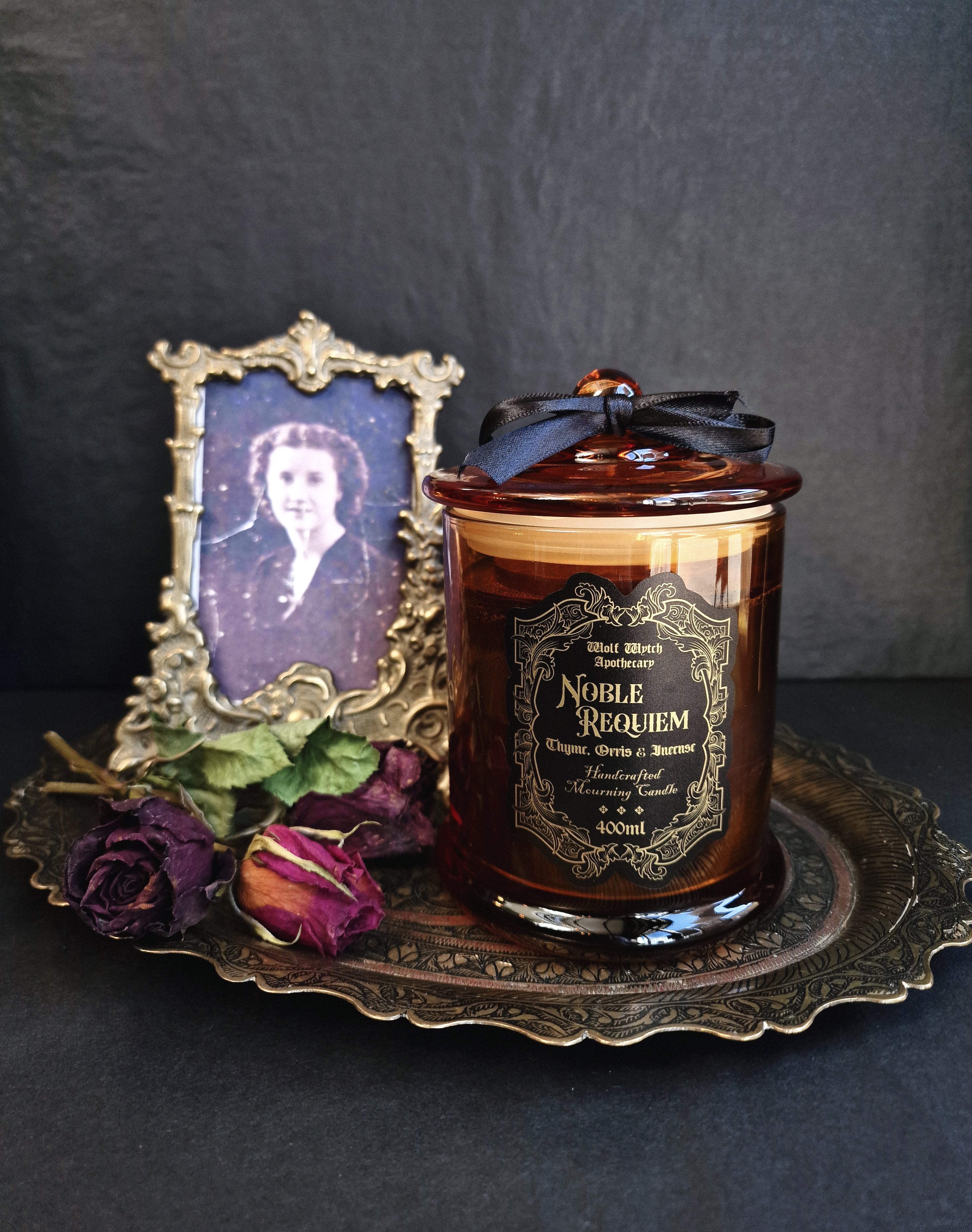 Noble Requiem Mourning Container Candle