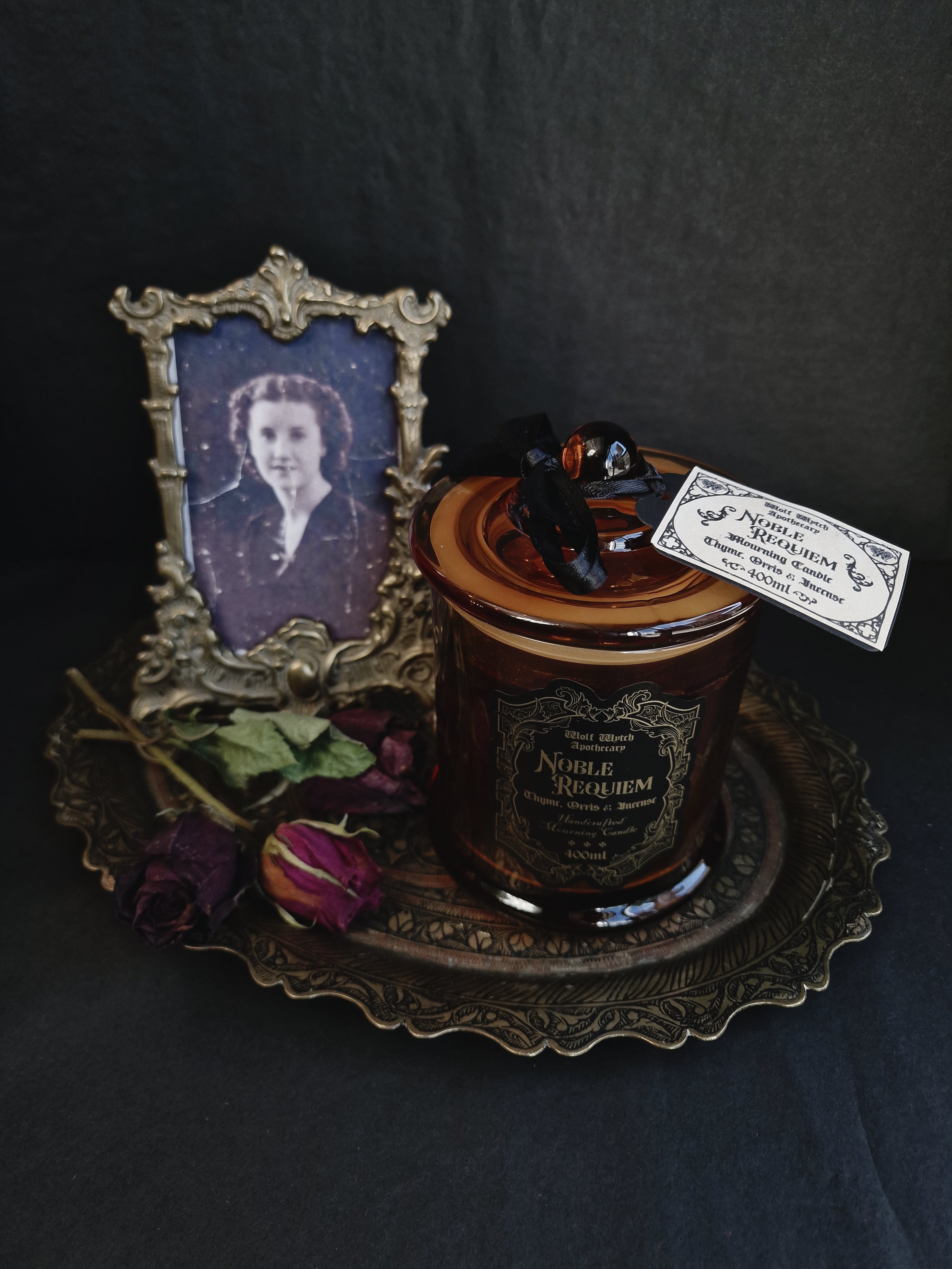 Noble Requiem Mourning Container Candle