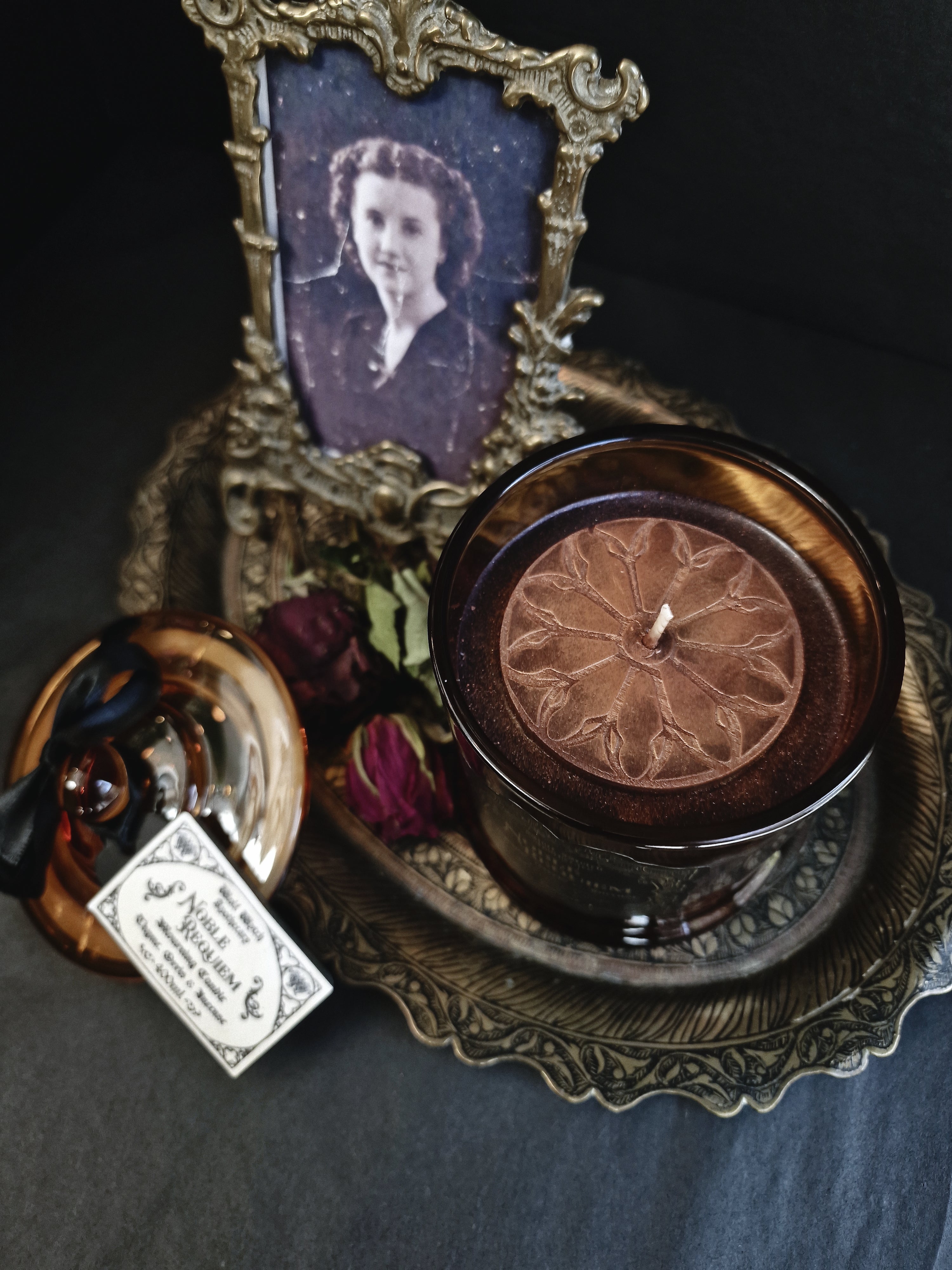Noble Requiem Mourning Container Candle