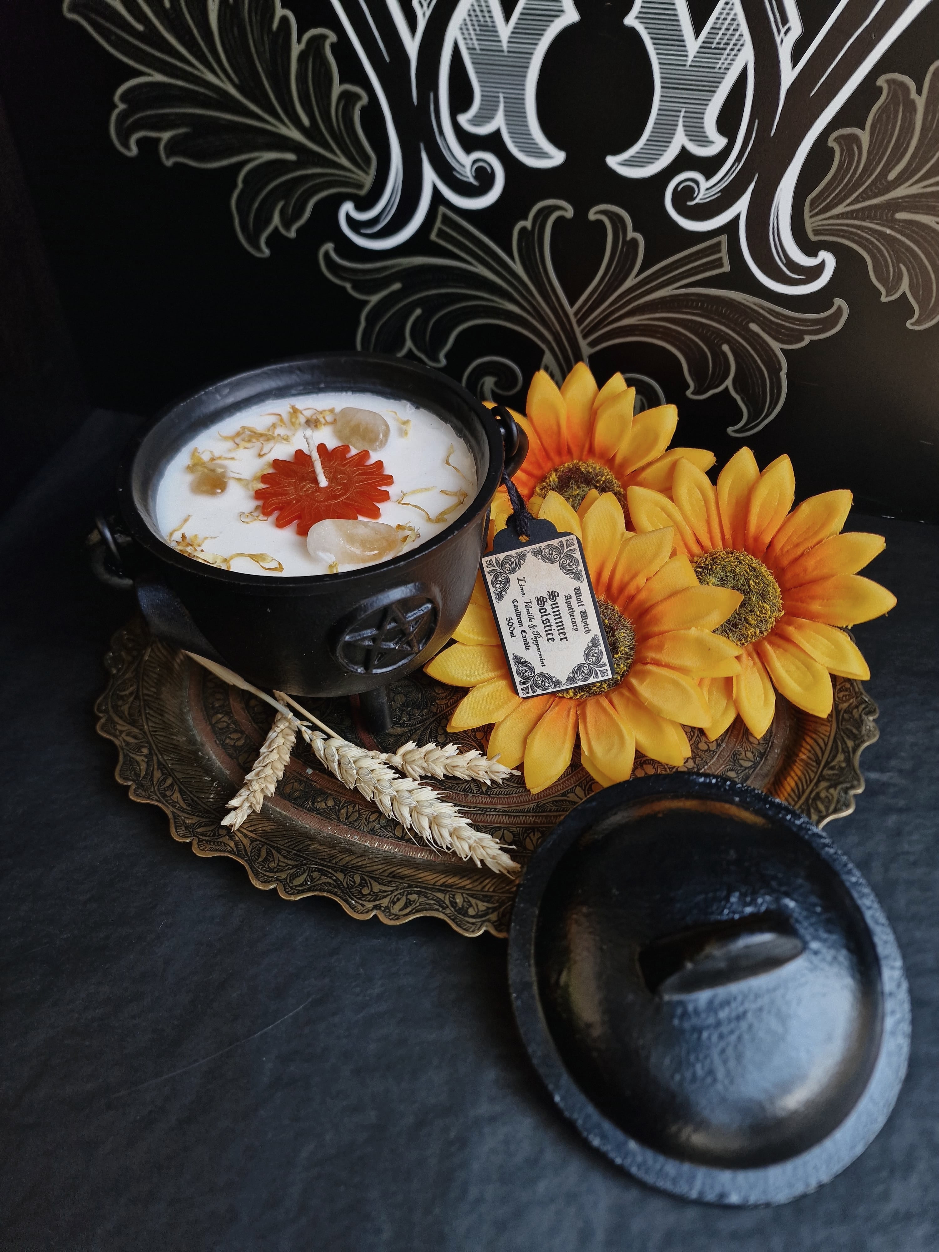 Summer Solstice Cauldron Candle | Vanilla, Lime, Peppermint