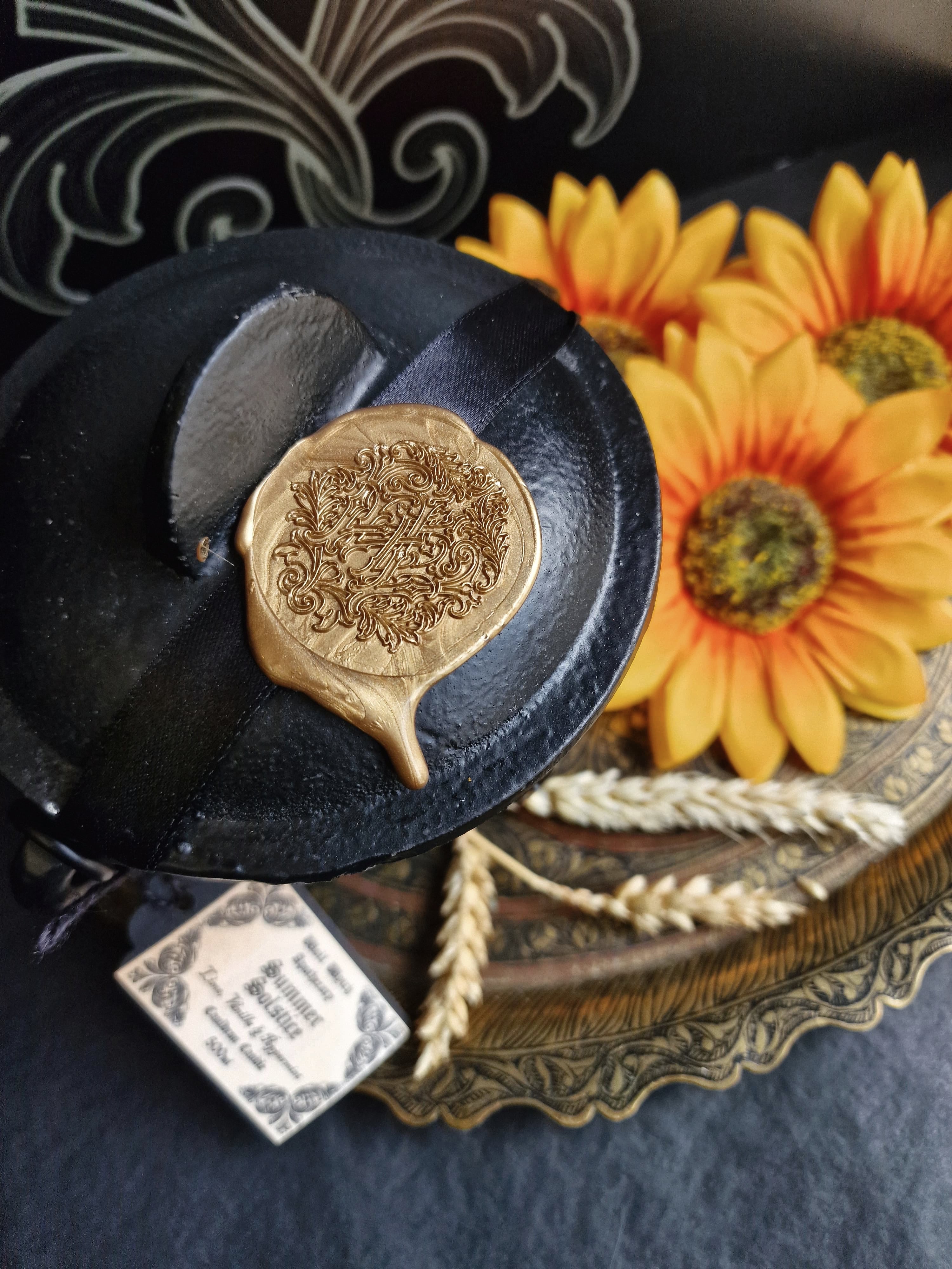 Summer Solstice Cauldron Candle | Vanilla, Lime, Peppermint