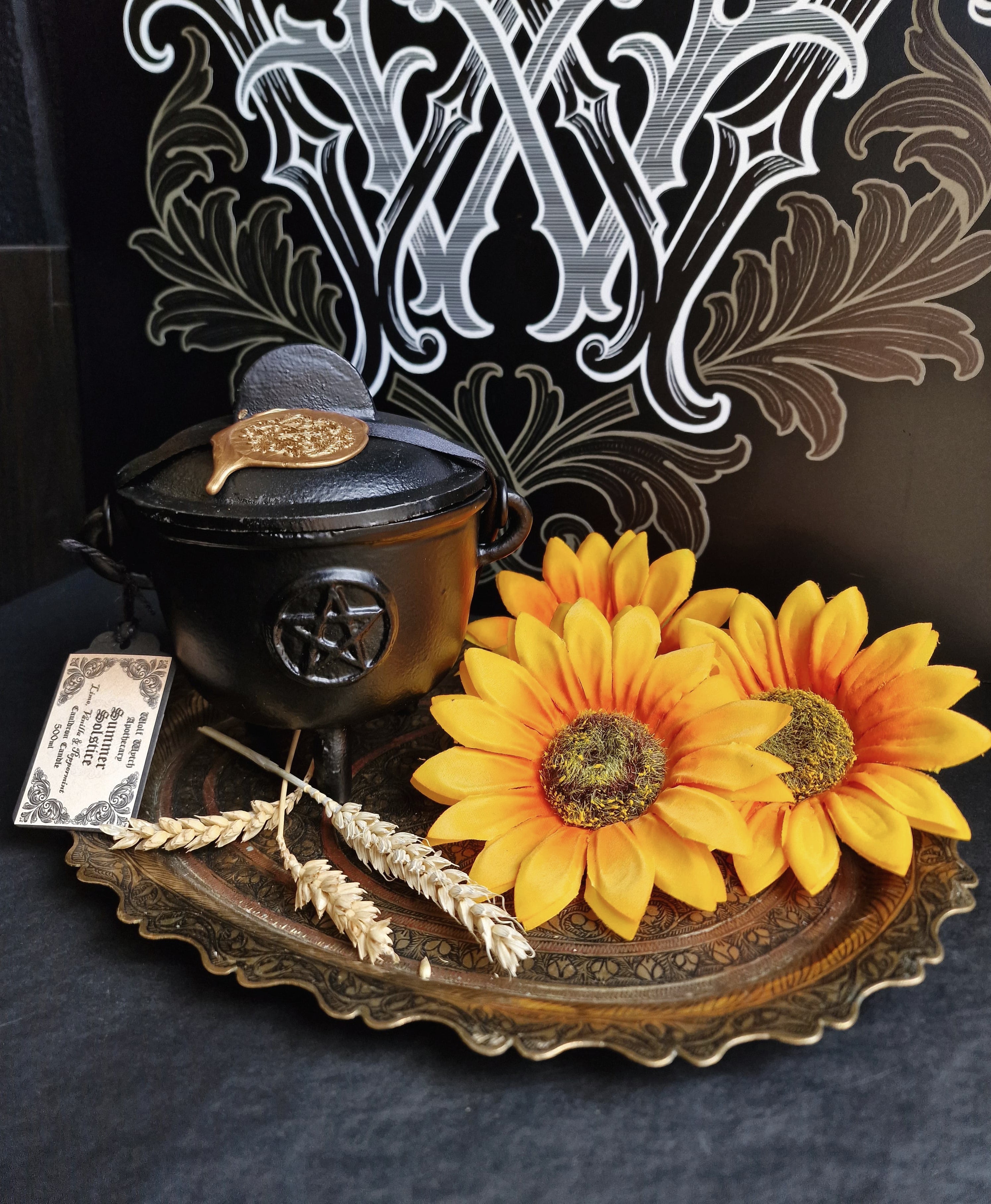 Summer Solstice Cauldron Candle | Vanilla, Lime, Peppermint