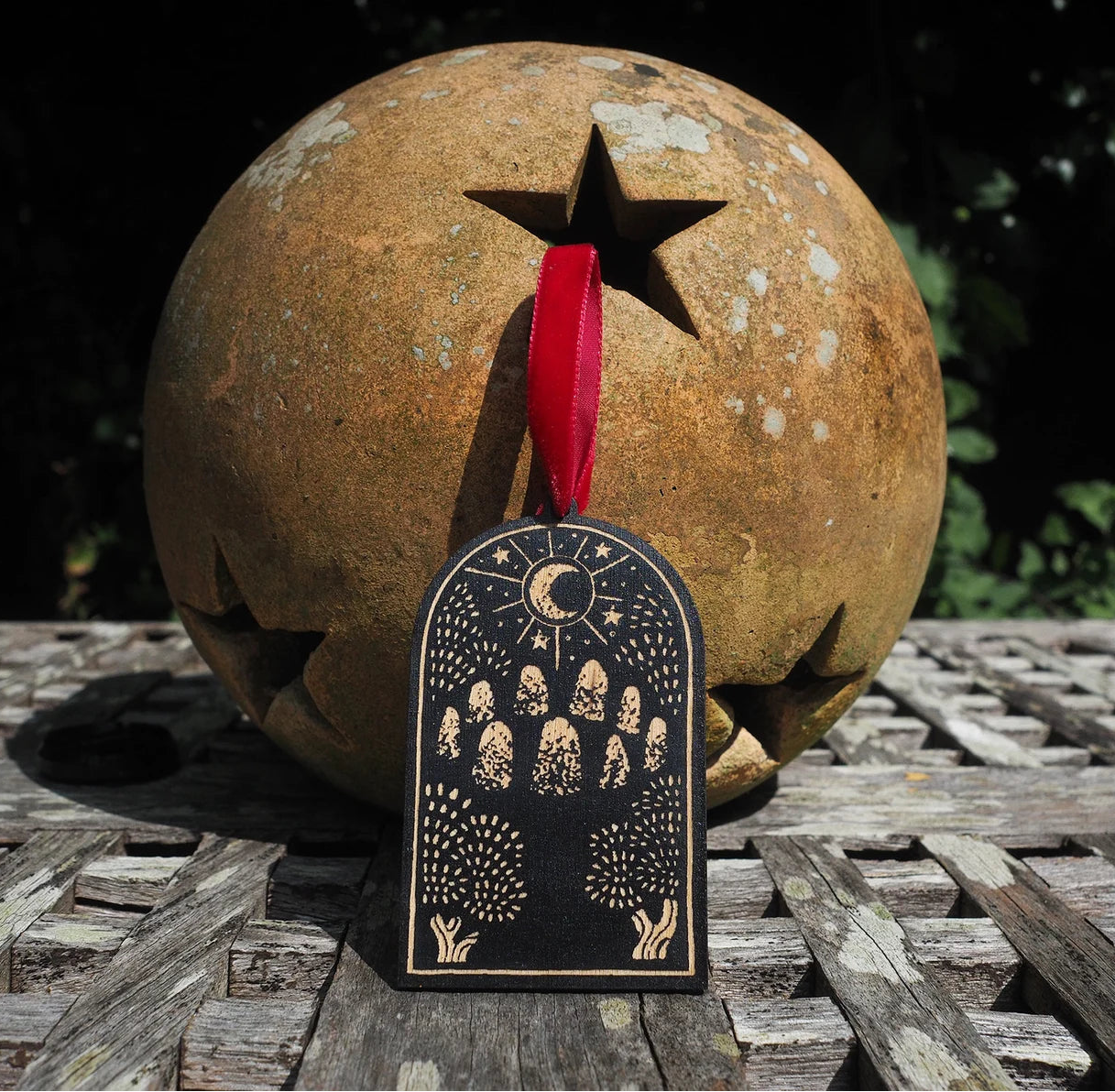 Stone Circle Wooden Decoration