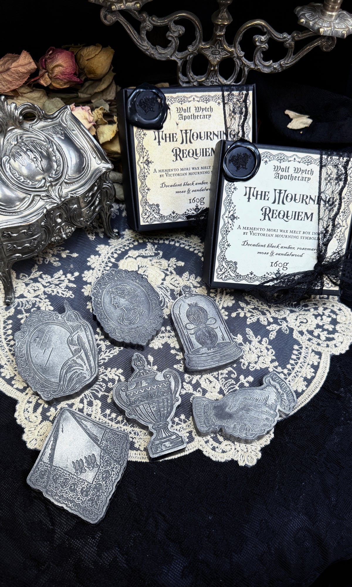 The Mourning Requiem Wax Melts | Black Amber, Moss & Sandalwood
