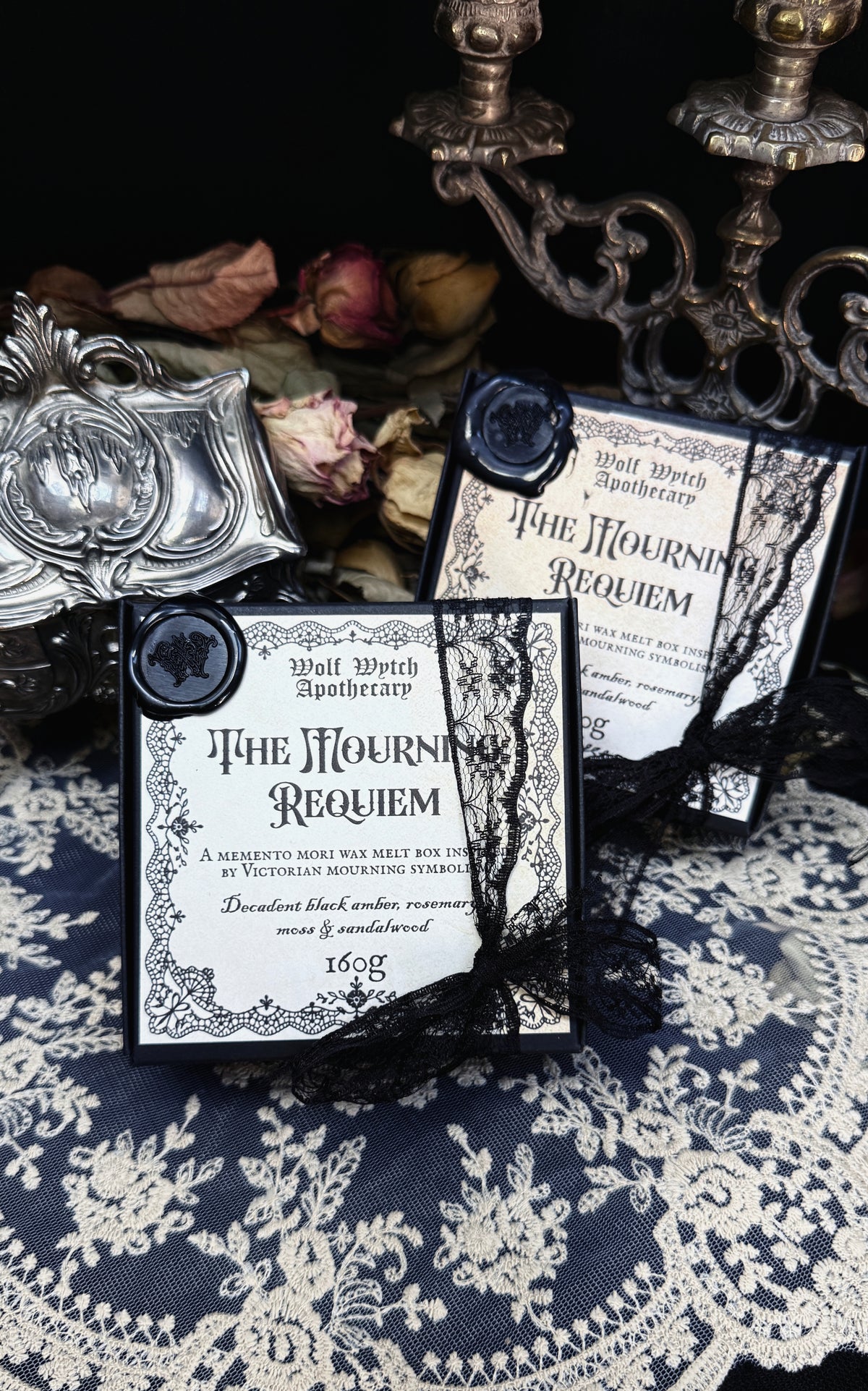 The Mourning Requiem Wax Melts | Black Amber, Moss & Sandalwood