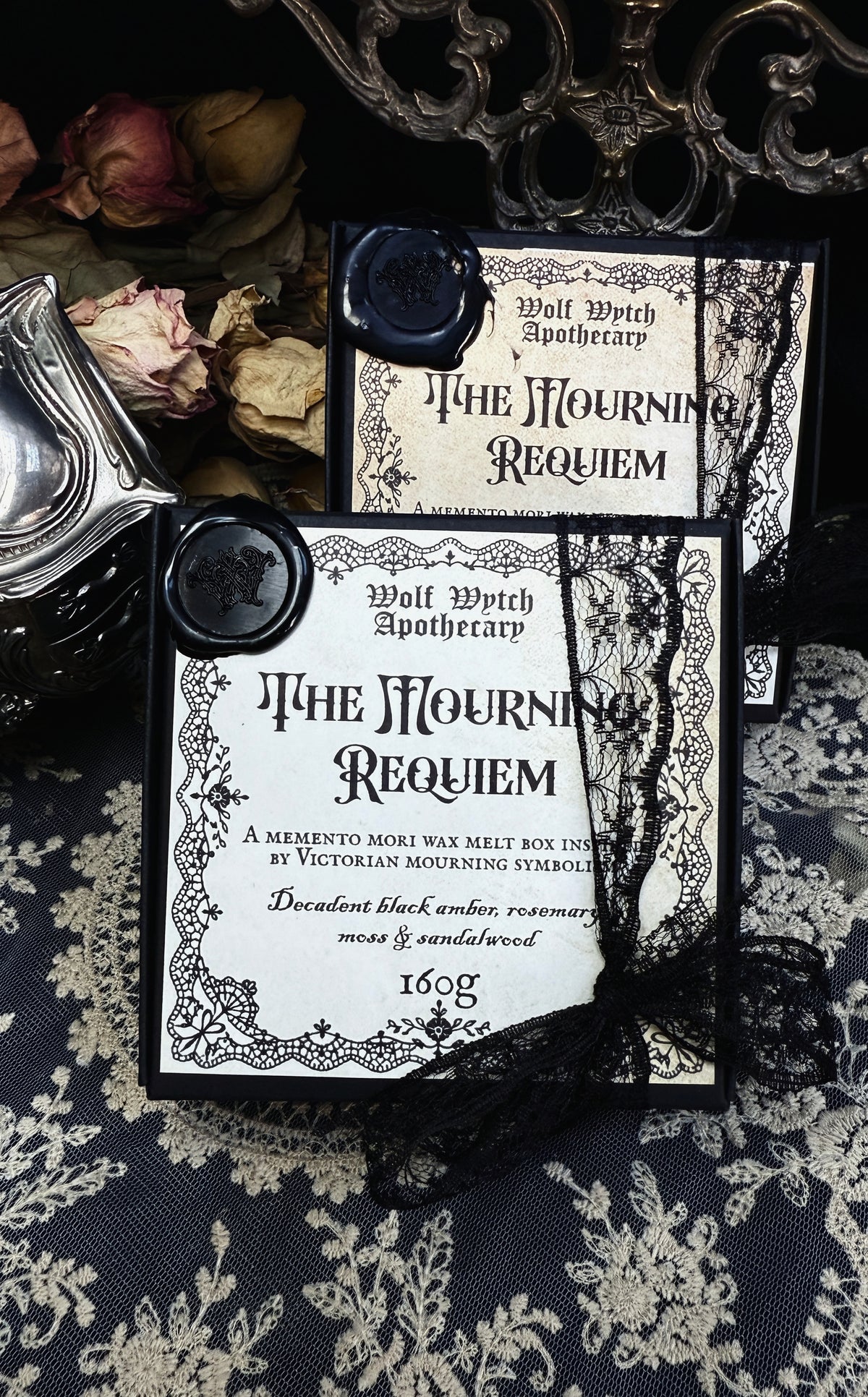 The Mourning Requiem Wax Melts | Black Amber, Moss & Sandalwood