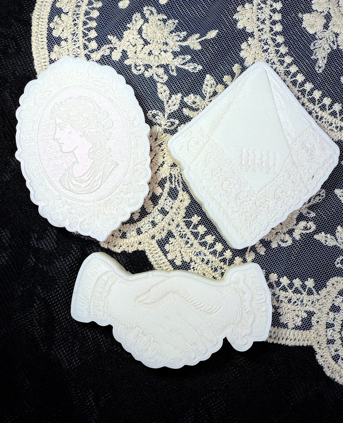 The Mourning Requiem Wax Melts | Delicate Vanilla, Chantilly Creme & Musk
