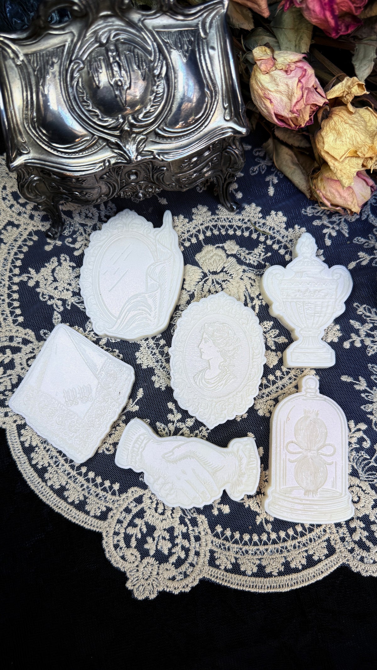 The Mourning Requiem Wax Melts | Delicate Vanilla, Chantilly Creme & Musk