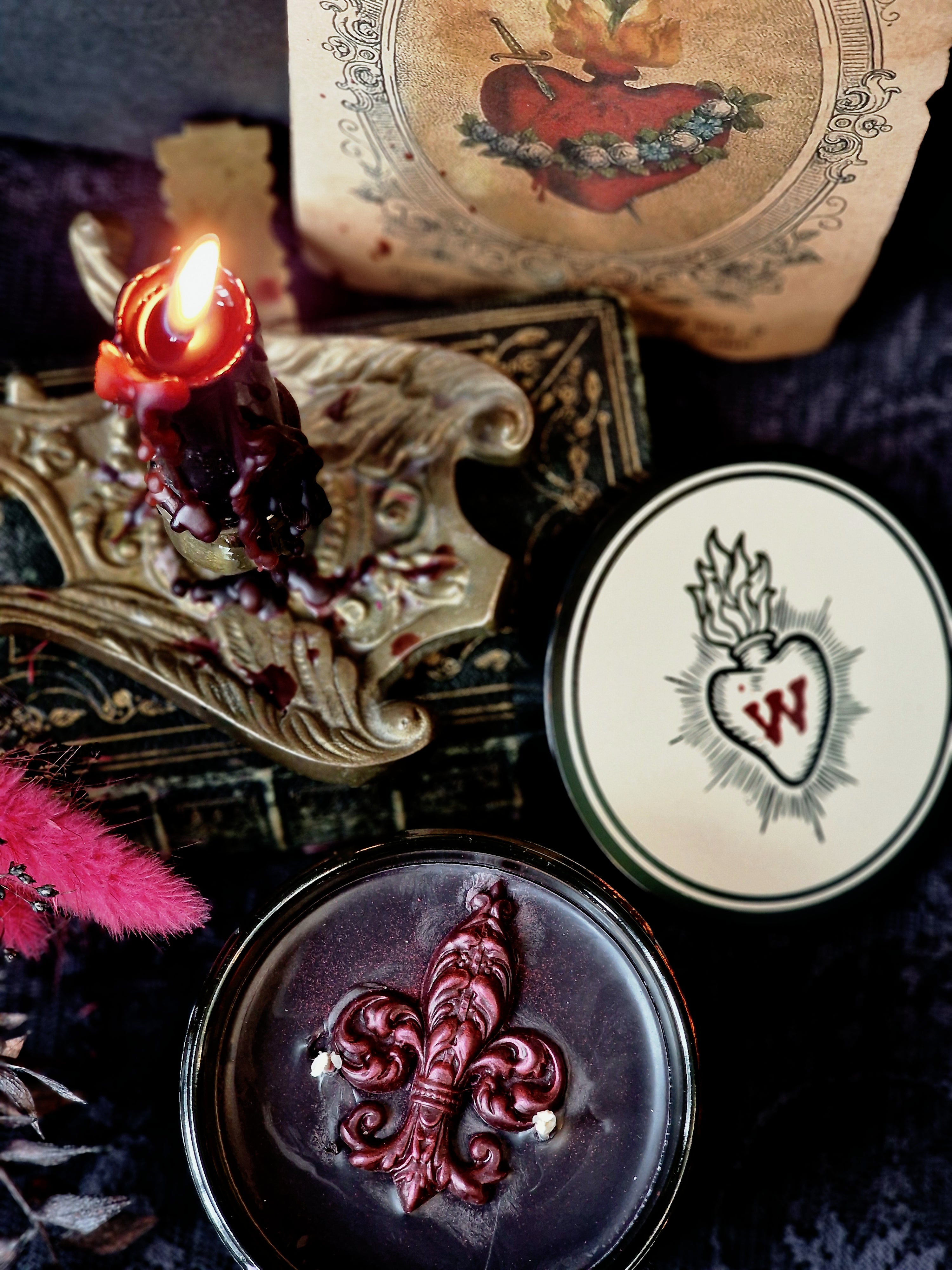The Red Queen Candle