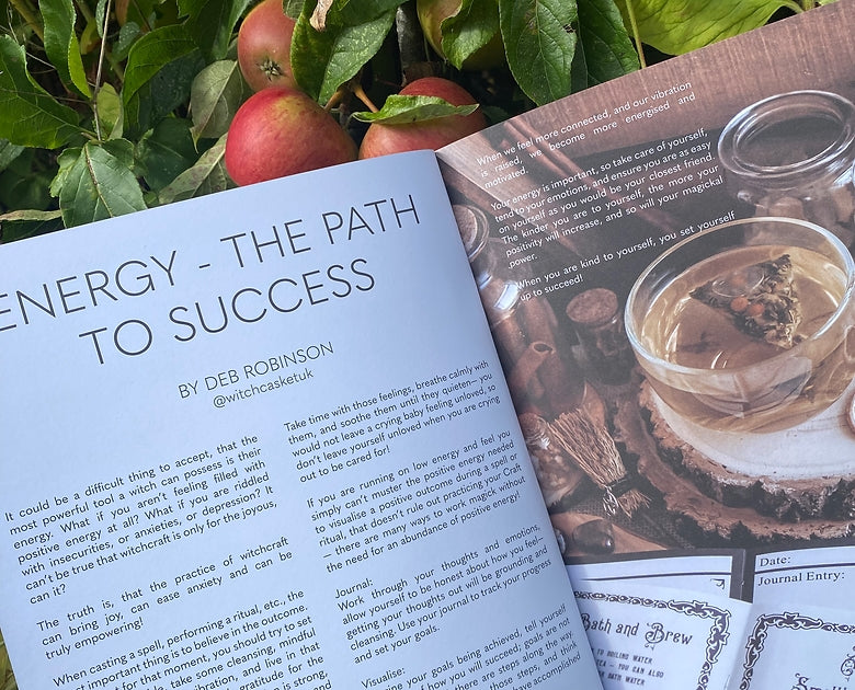 WITCHES Magazine Issue 14 / Autumn 2022