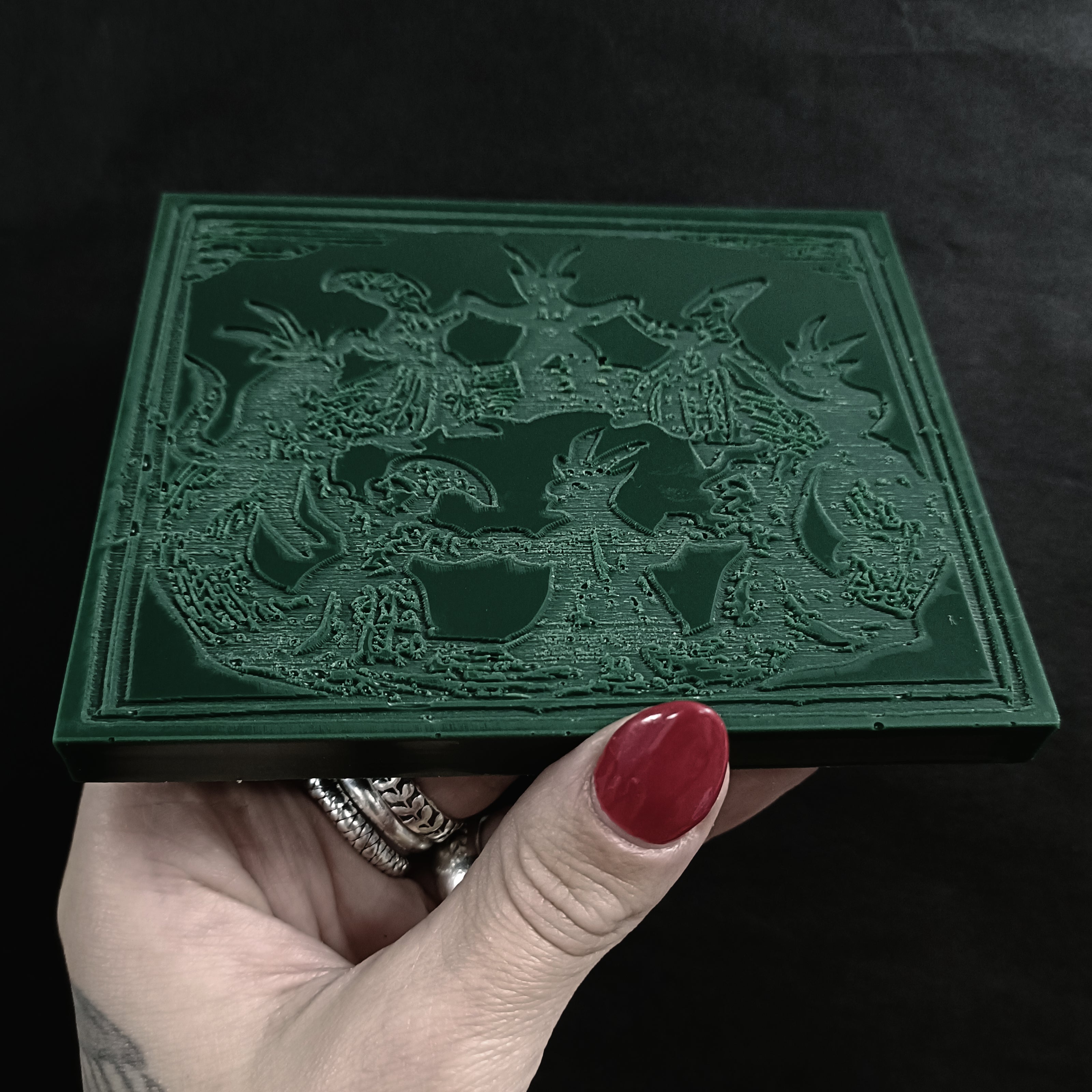 Witches and Devils Dancing Snap Bar