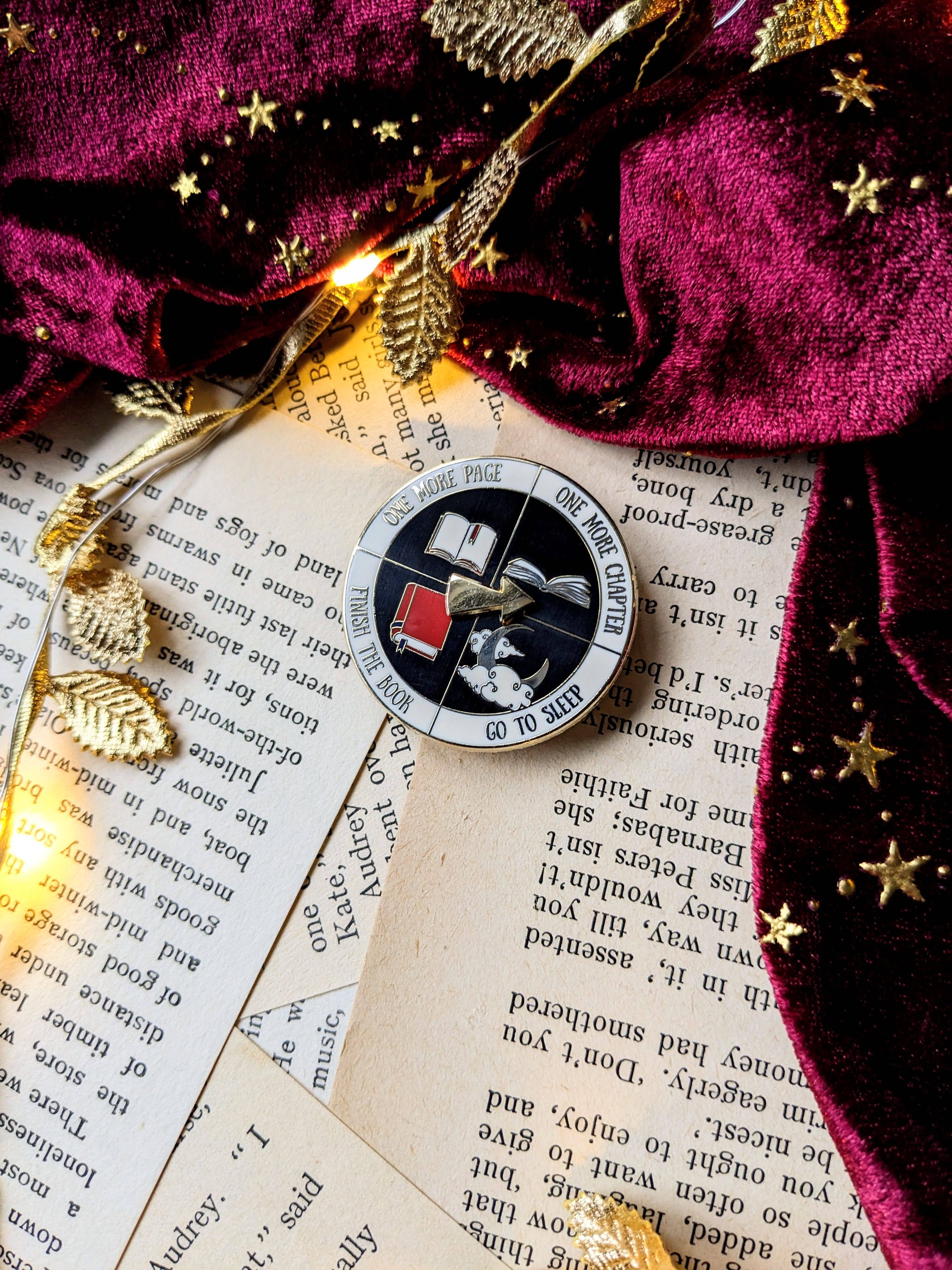 Readers Spinner Enamel Pin