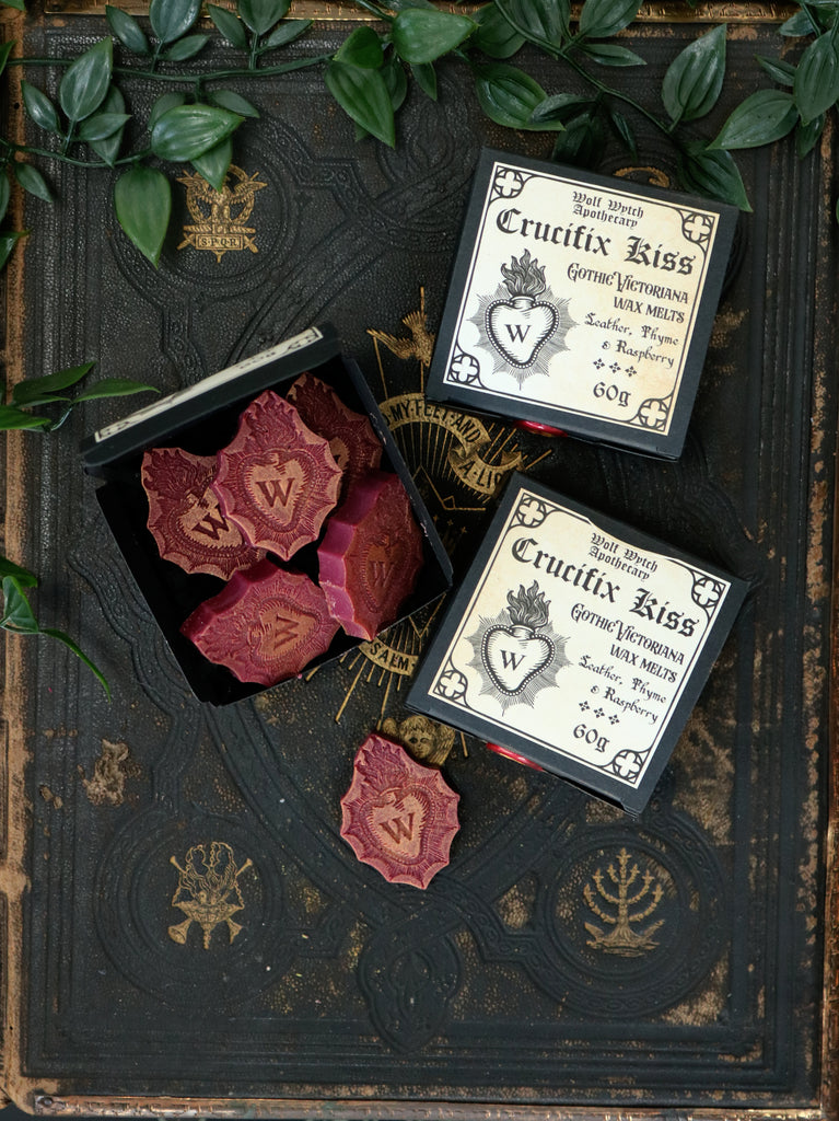 Crucifix Kiss Ornate Wax Melts