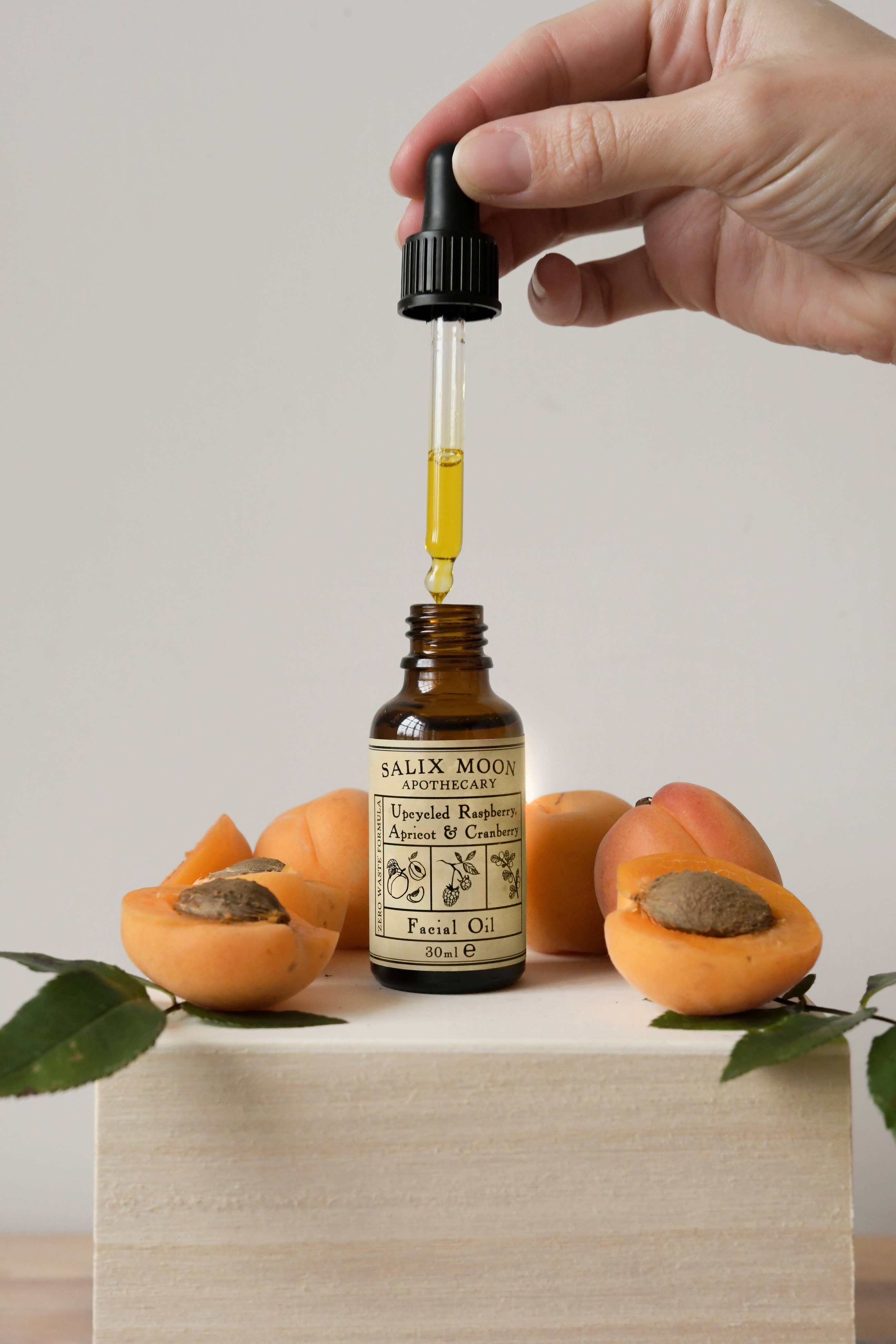 Botanical Facial Oil | Sensitive Skin | Zero-waste Formula