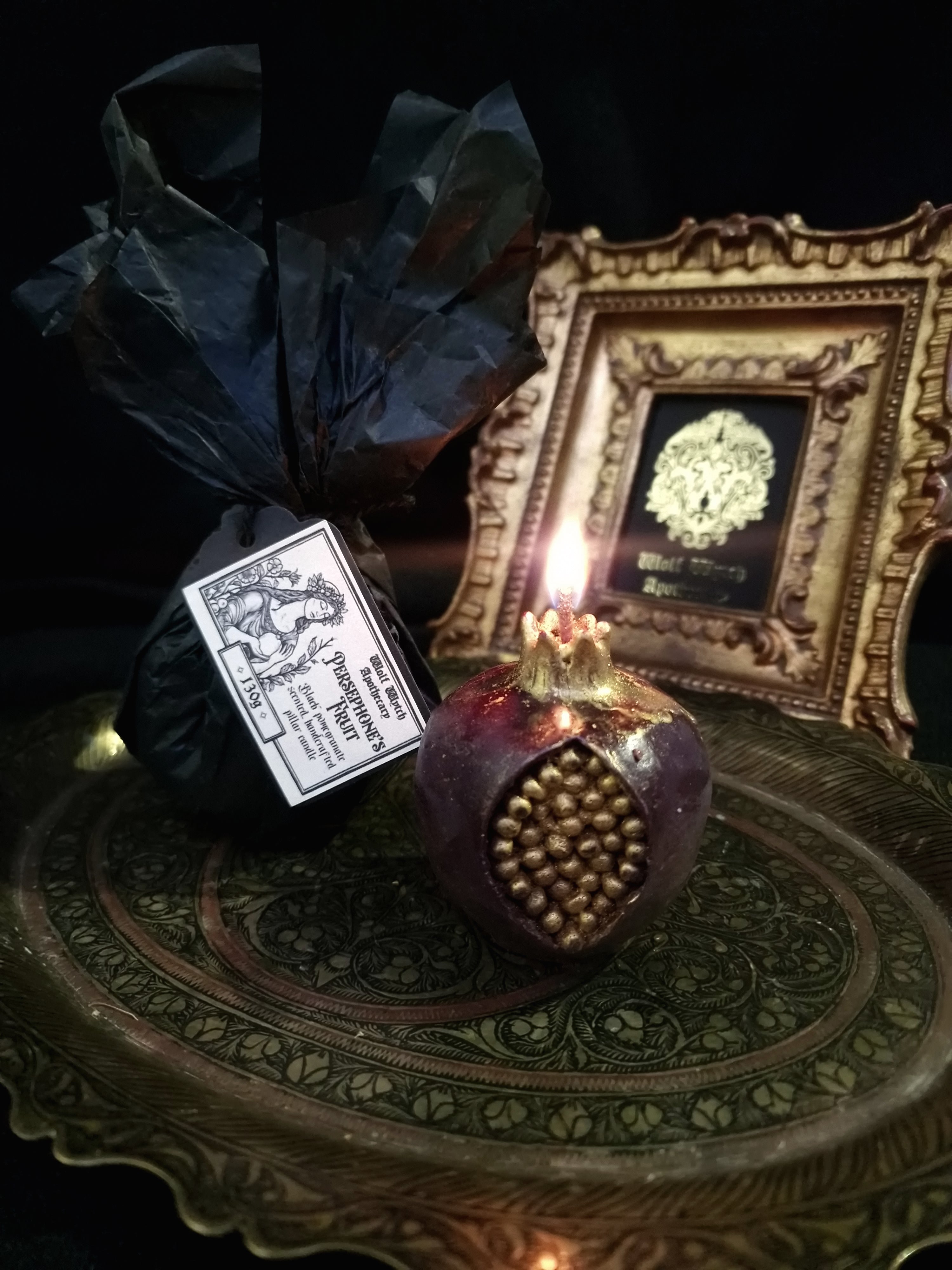 Persephone's Pomegranate Candle | Black Pomegranate