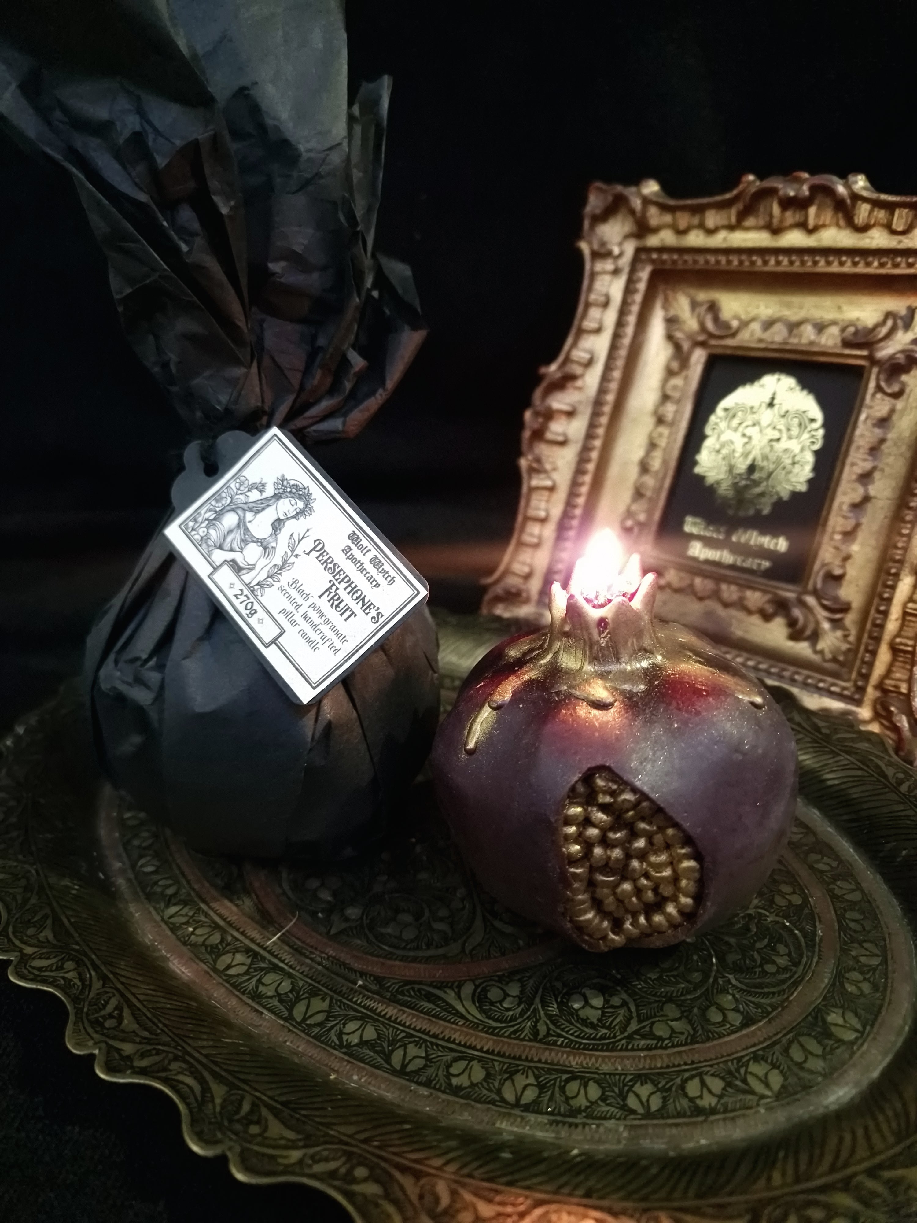 Persephone's Pomegranate Candle | Black Pomegranate
