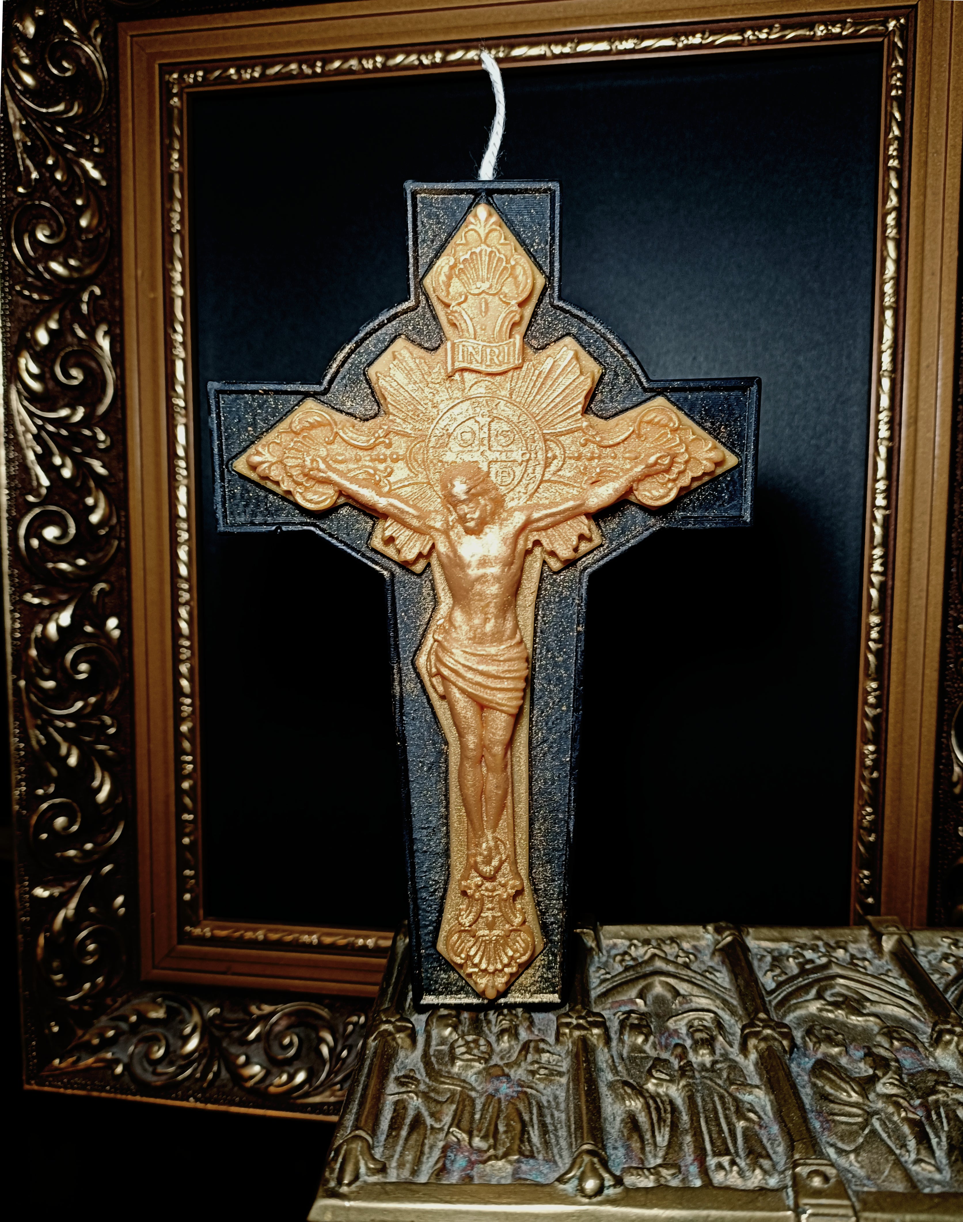Resurrection Crucifix Candle
