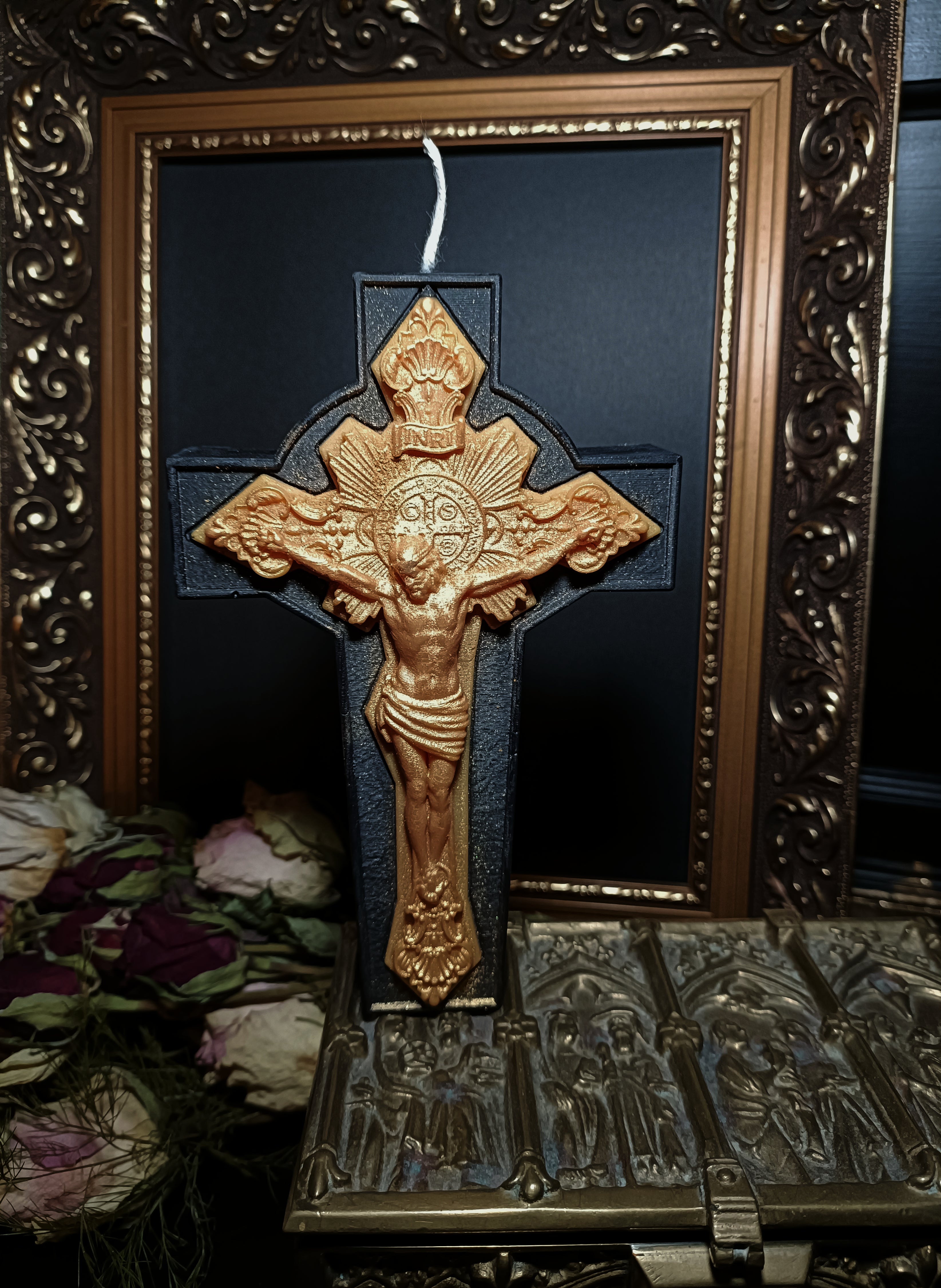Resurrection Crucifix Candle