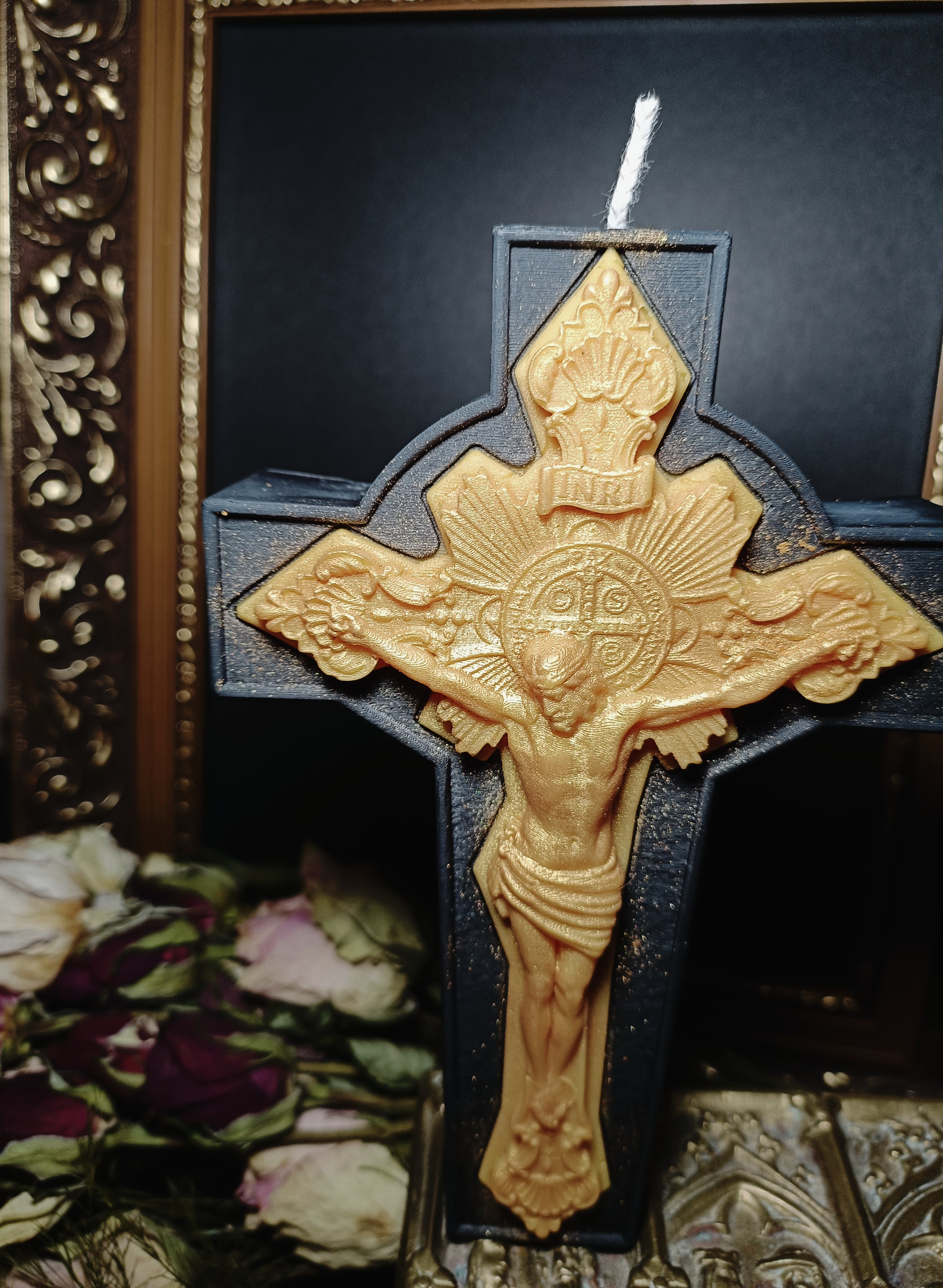 Resurrection Crucifix Candle