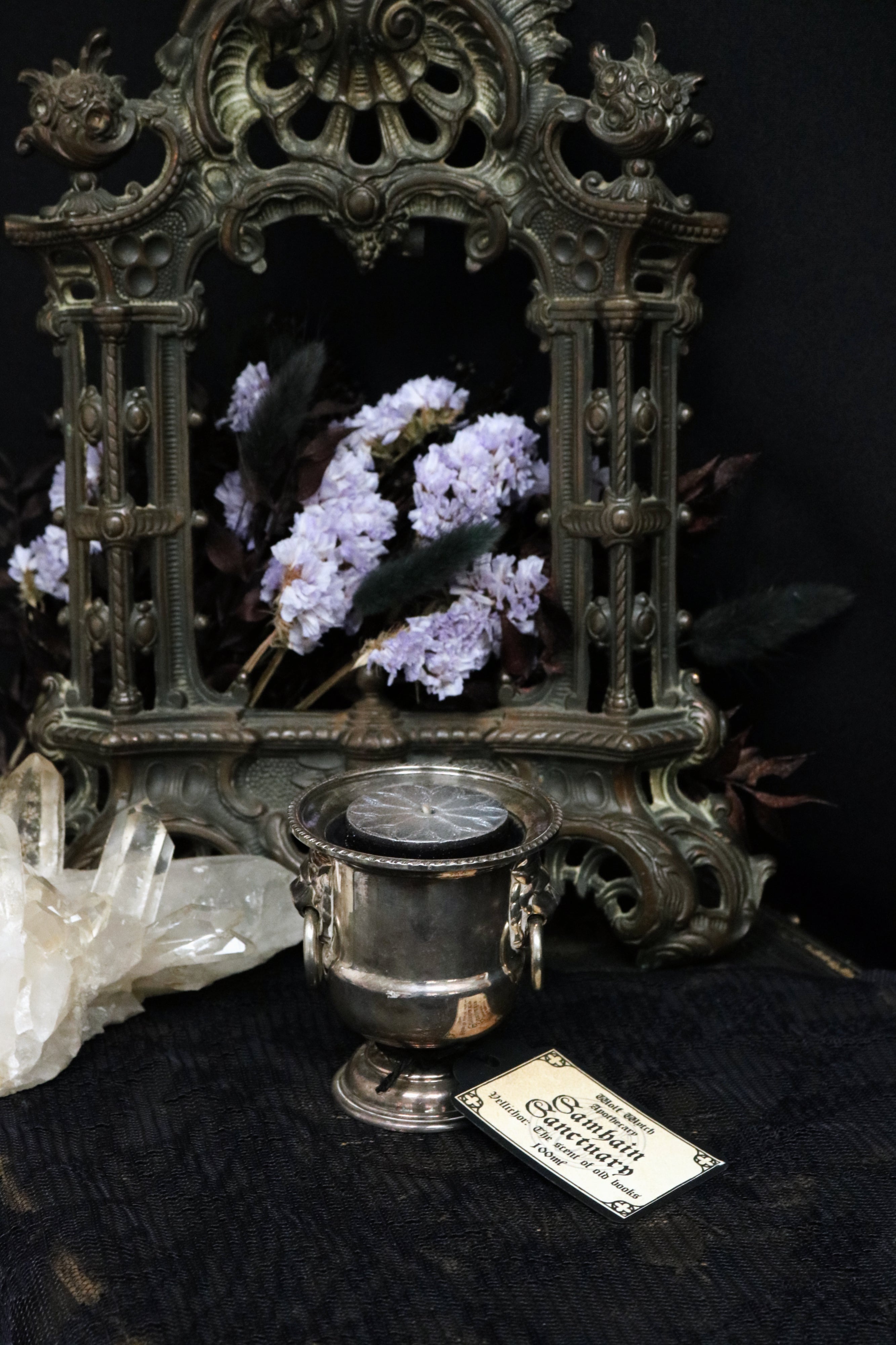 Samhain Sanctuary - 02 Victorian Lions Head Pot Candle 100ml