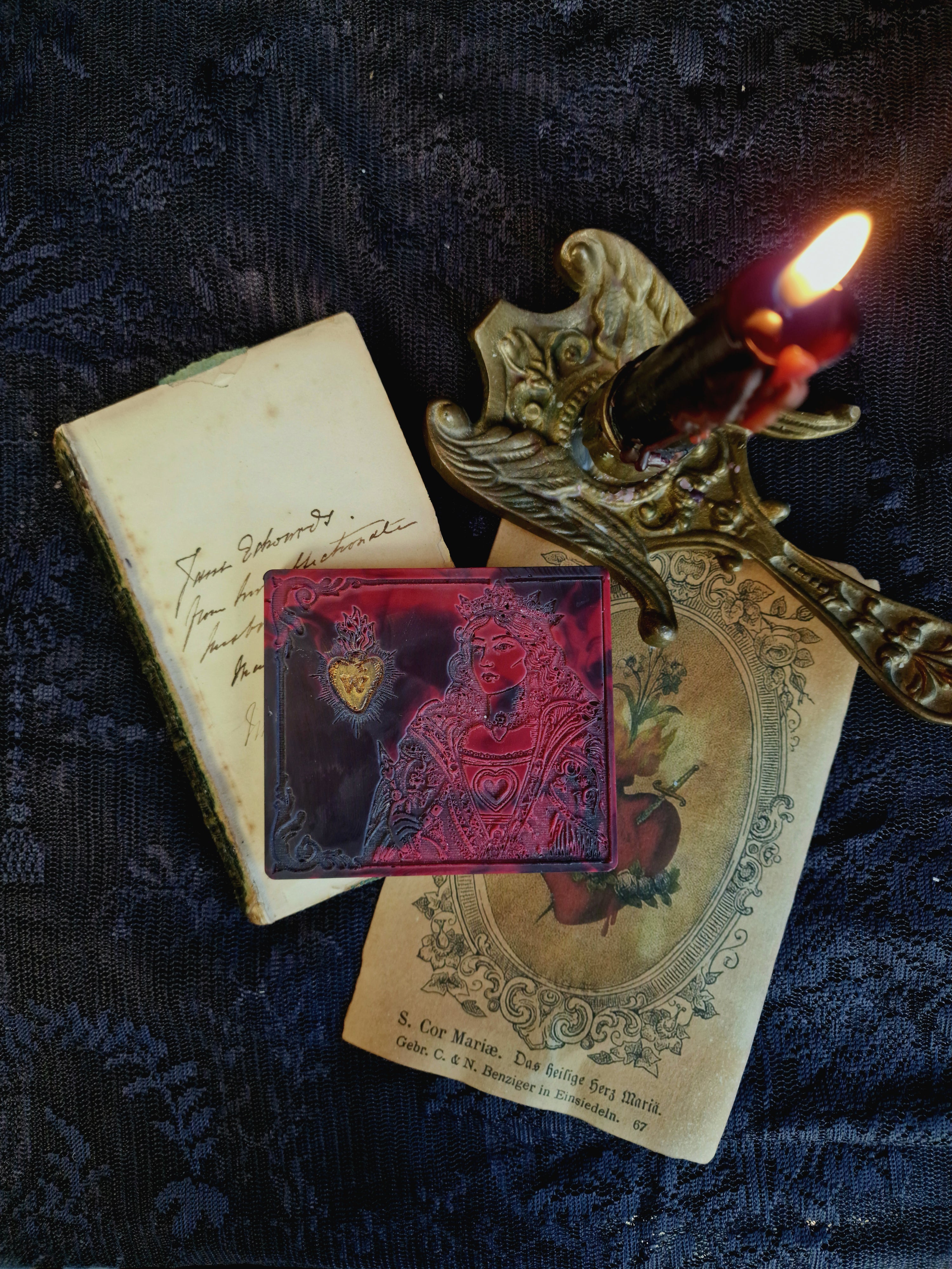 The Red Queen Wax Melt Bar