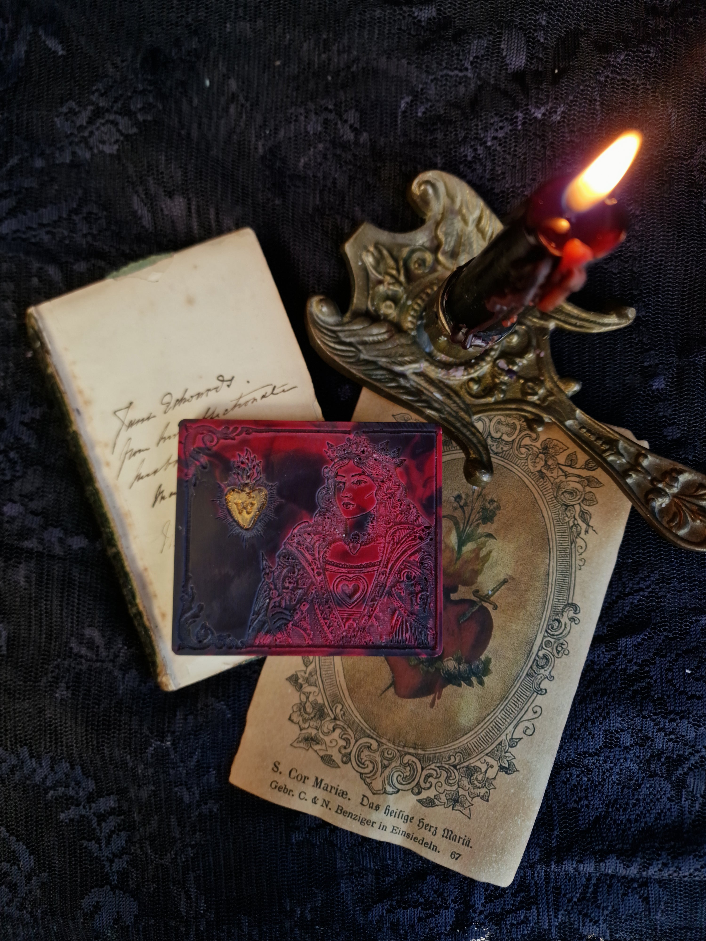 The Red Queen Wax Melt Bar