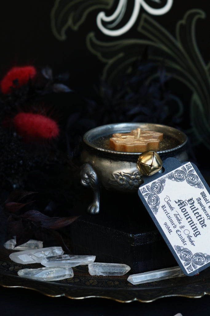 Yuletide Mourning Antique Floral Cauldron Candle 90ml