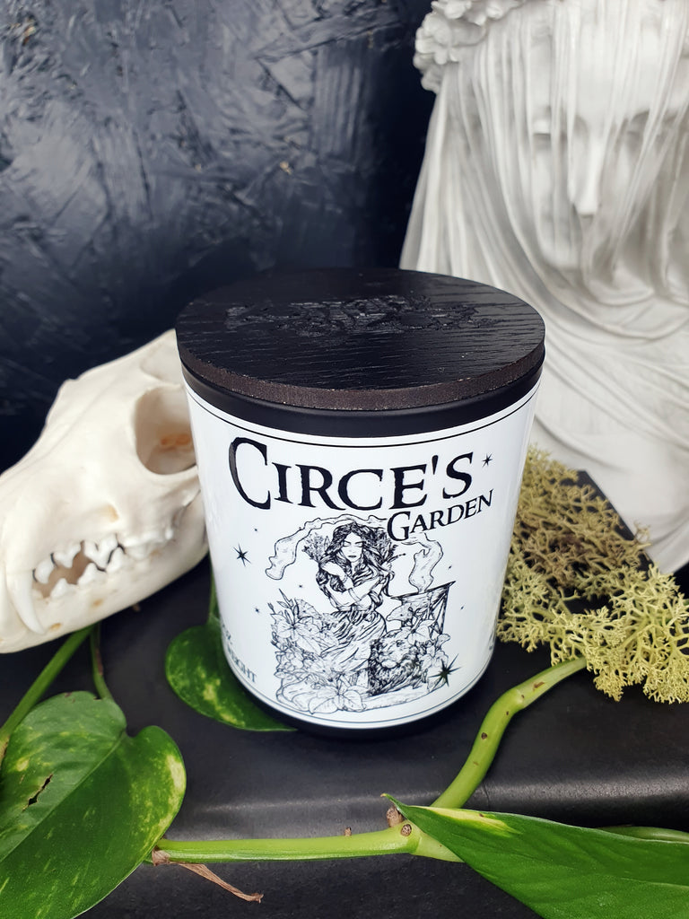 Circe's Garden Candle