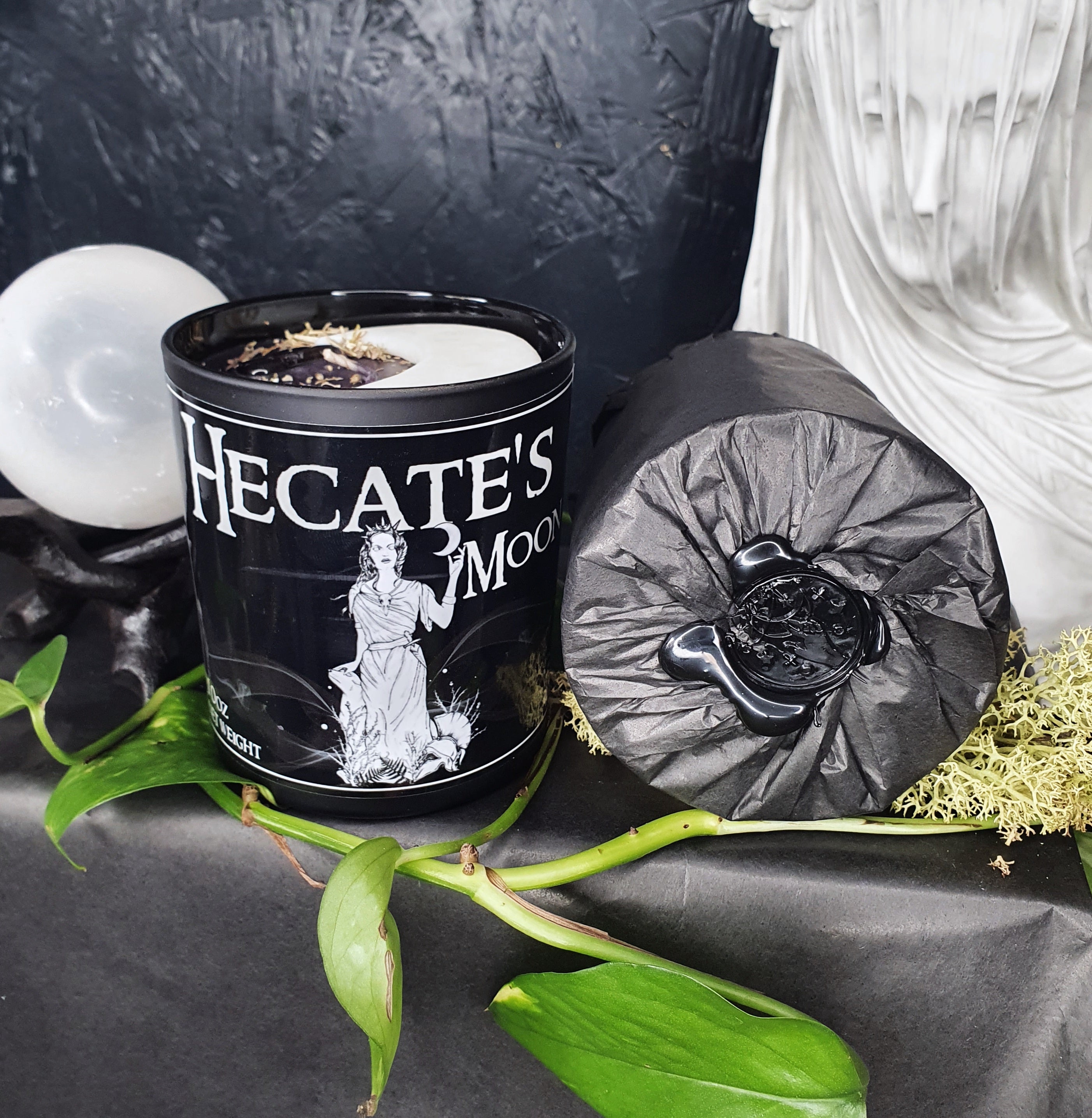 Hecate's Moon Candle | Oak & Tobacco