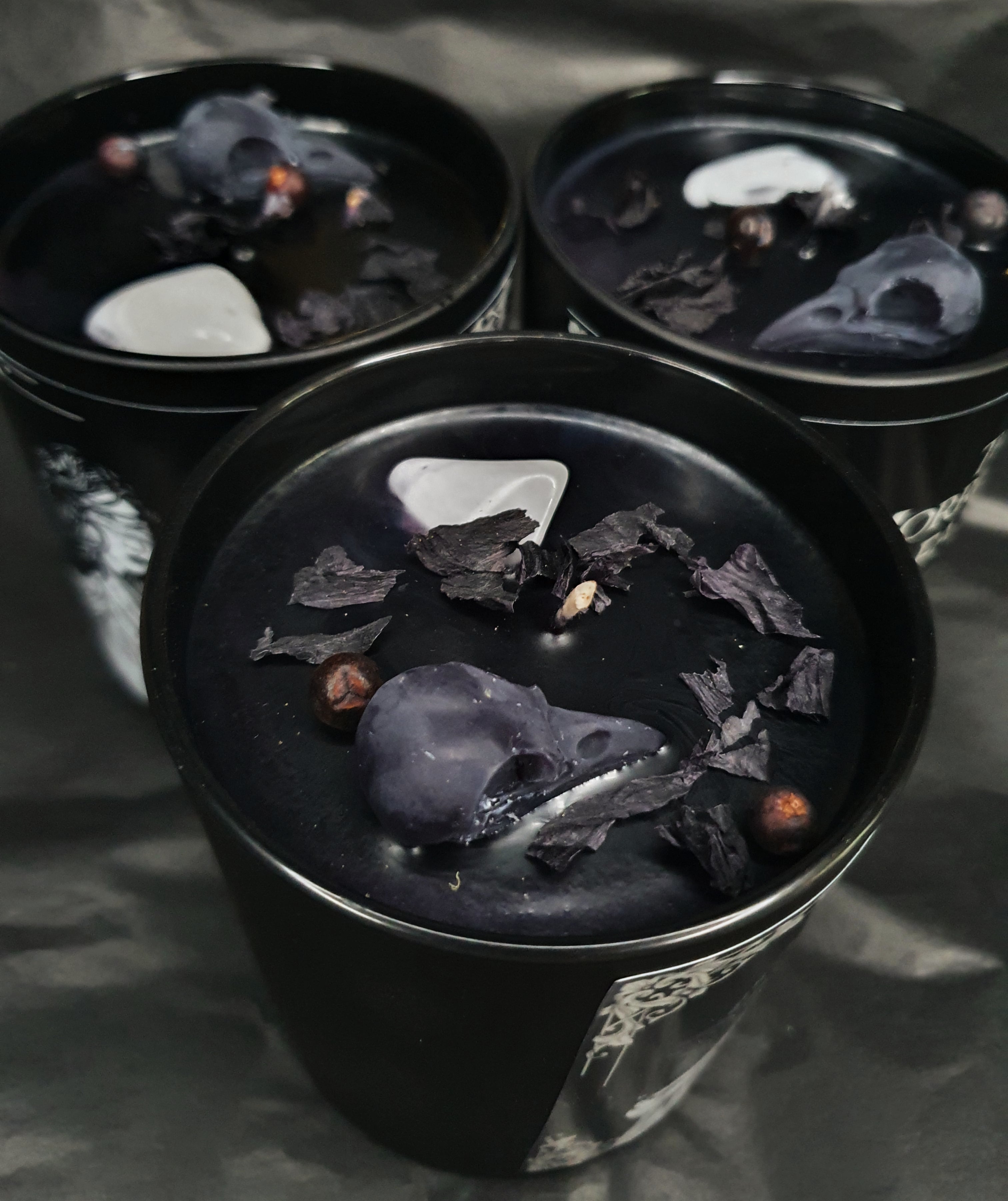 The Morrigan's Fate Candle | Blackcurrant & Licorice