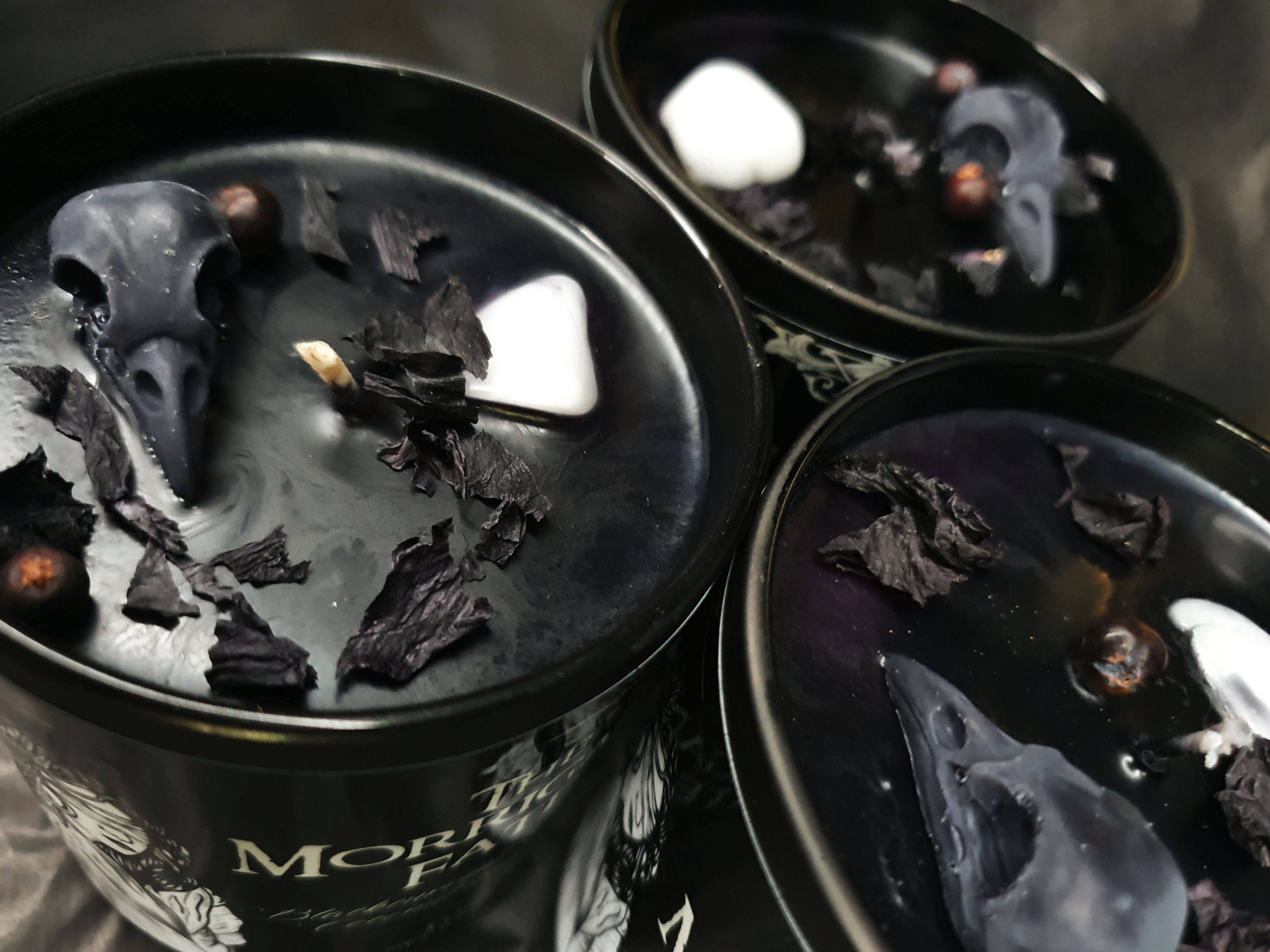 The Morrigan's Fate Candle | Blackcurrant & Licorice