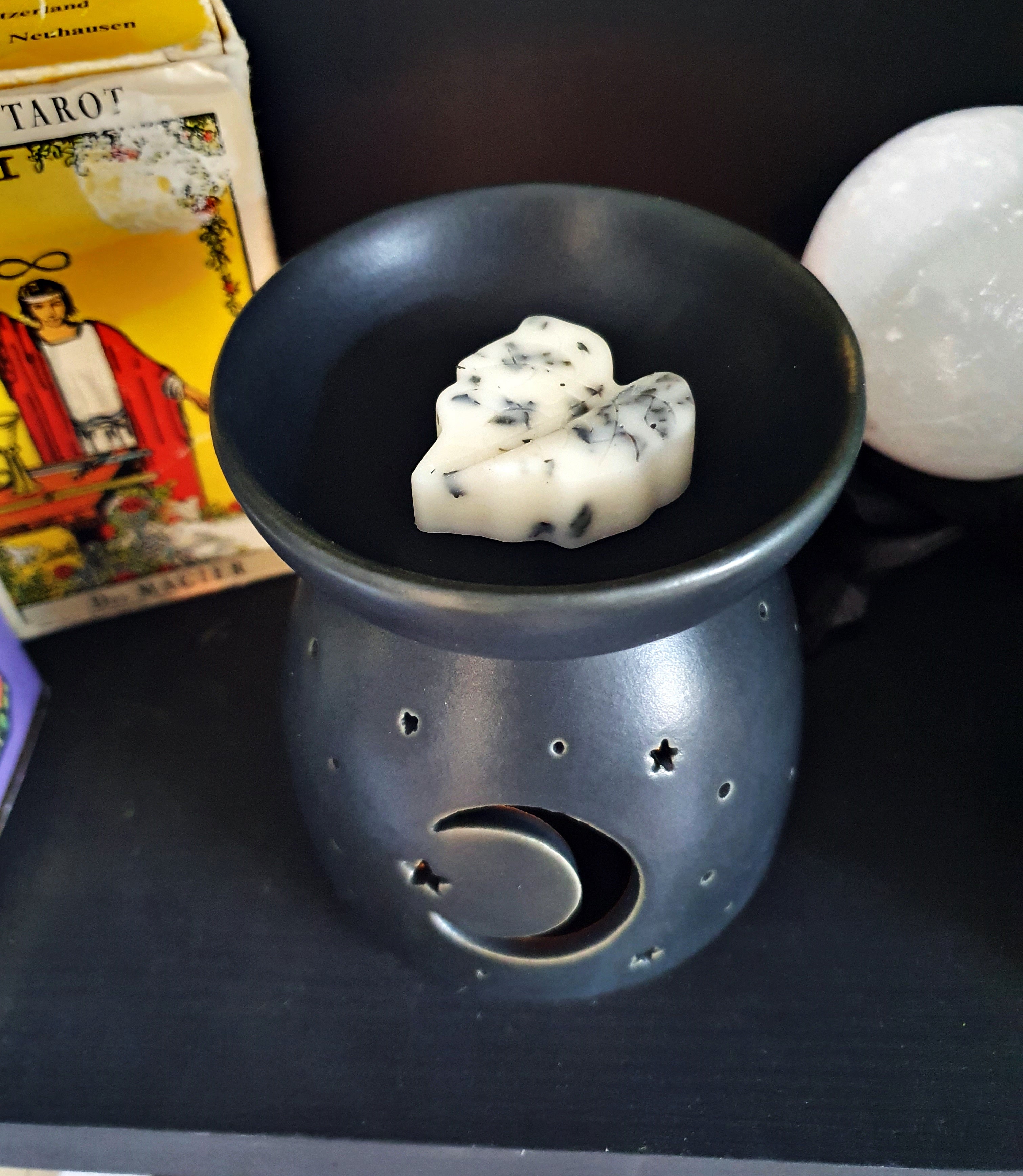 Crescent Moon Wax Burner